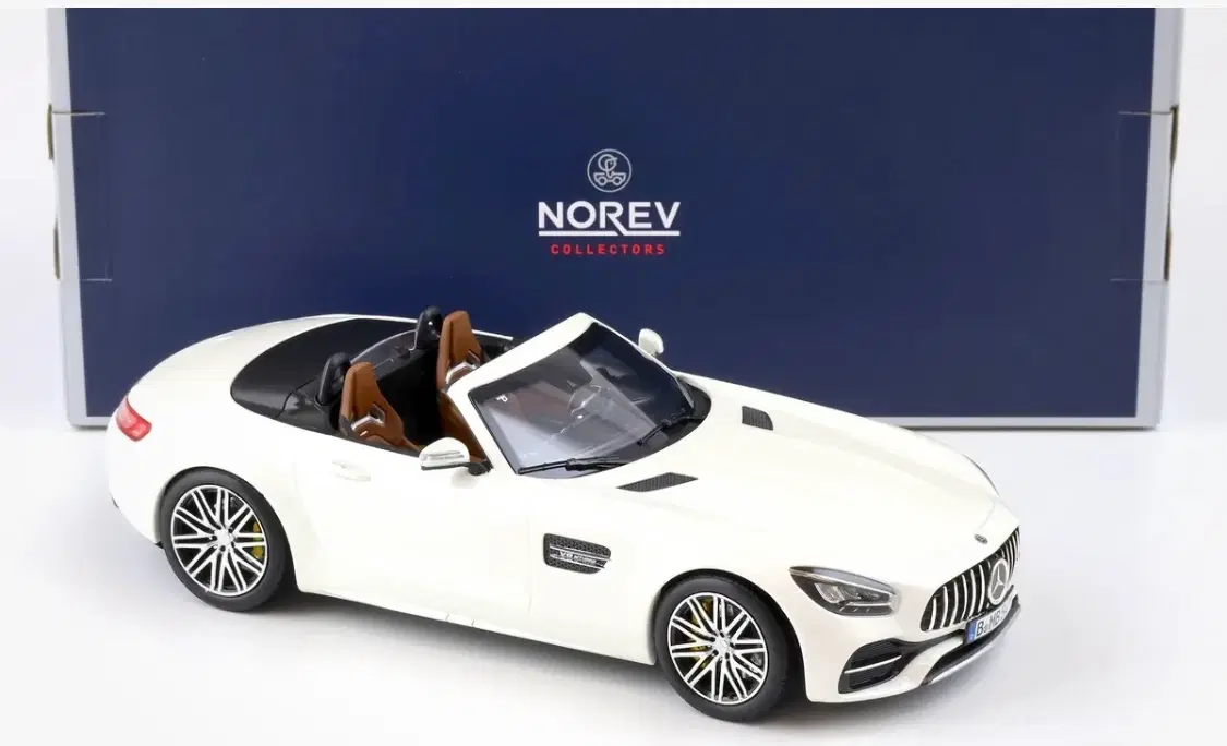 1:18 Mercedes AMG GT C Roadster