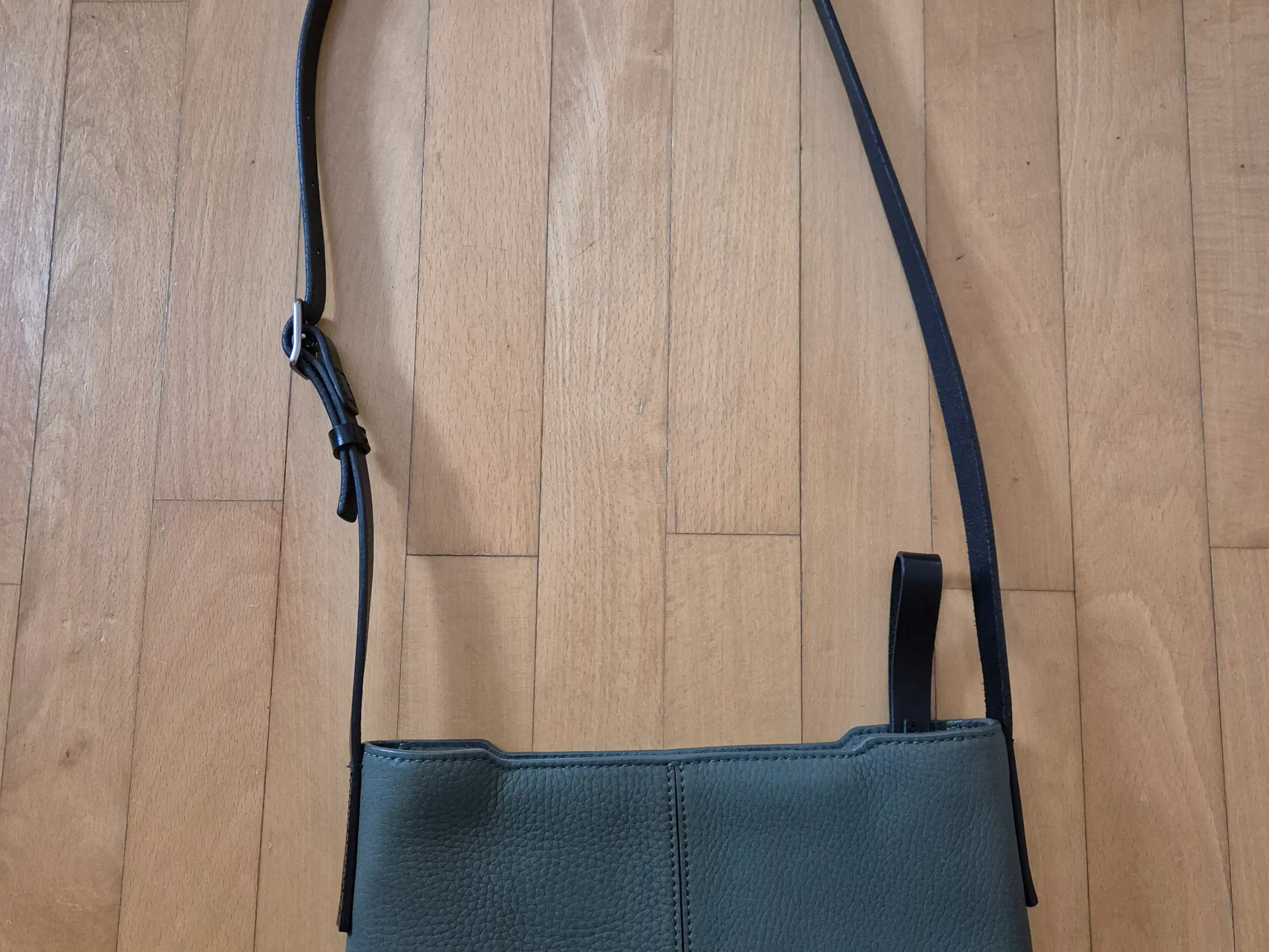 Ecco crossbody