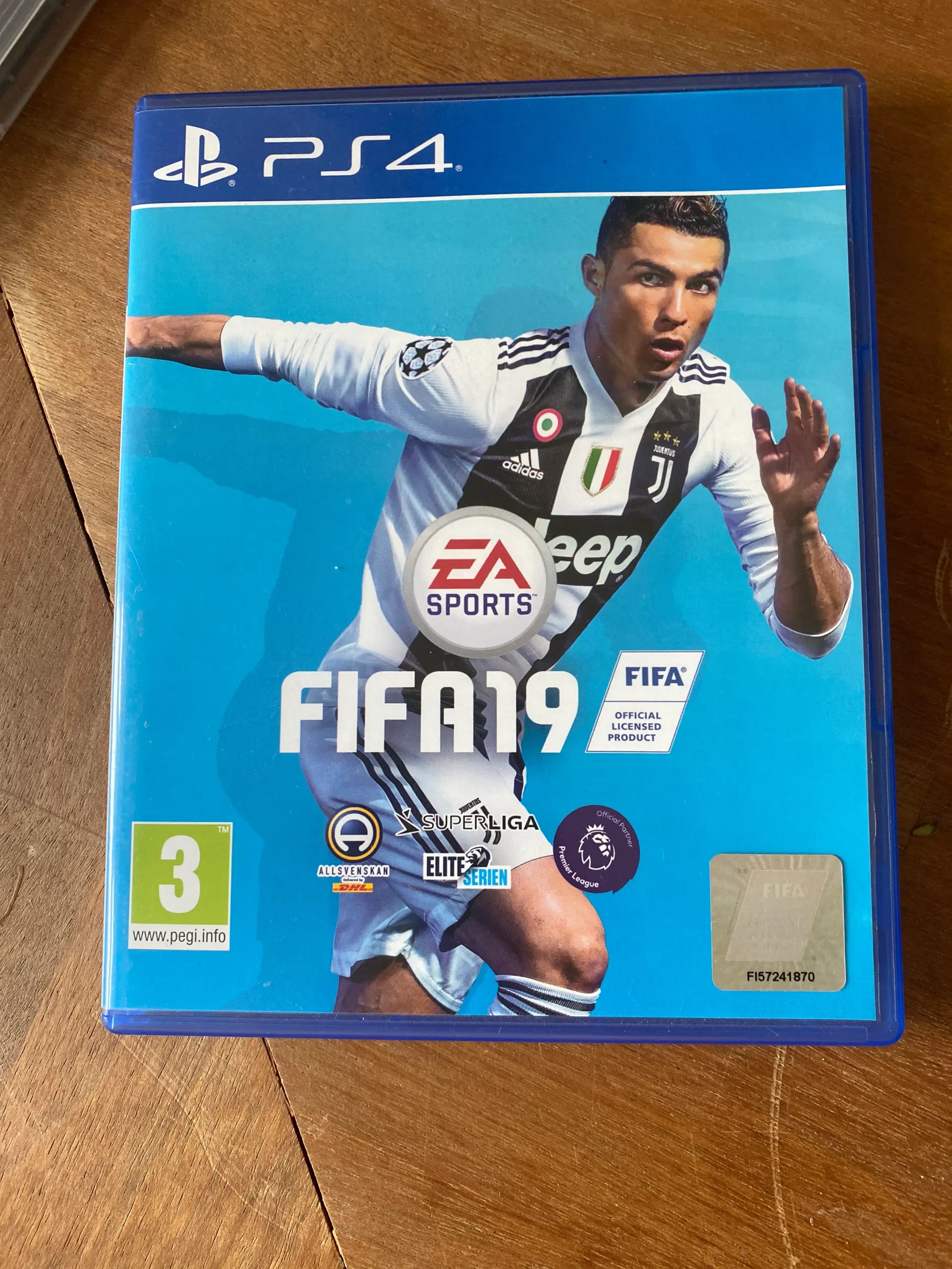 FIFA 19 til ps4