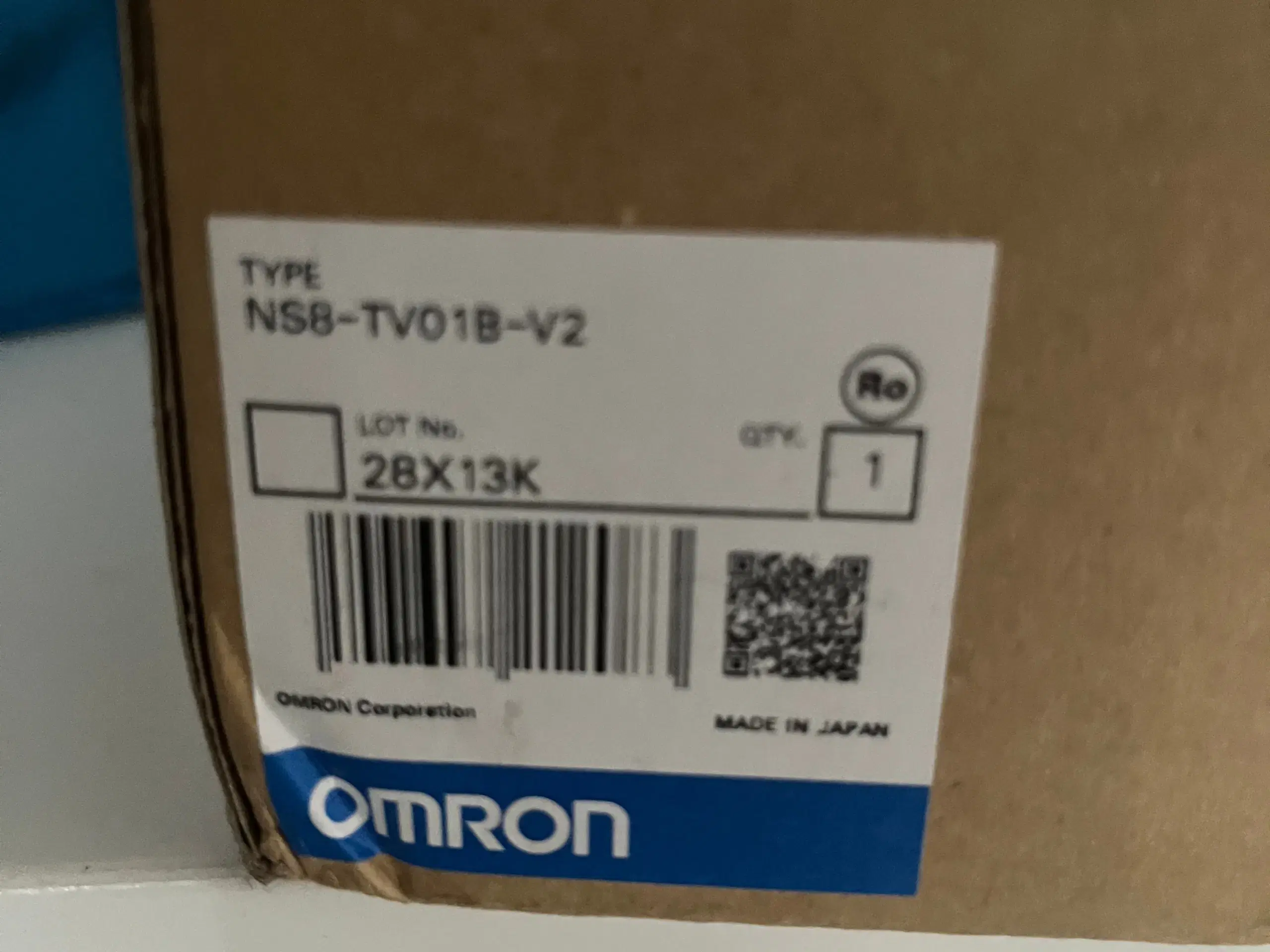 HMI Omron NS8  CJ2M CPU