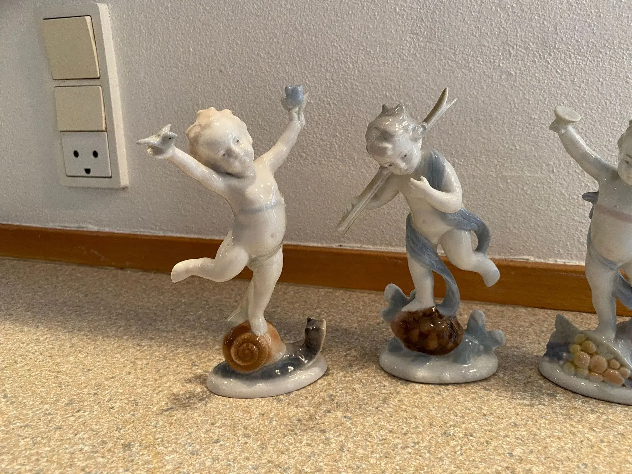 4 figurer  de fire årstider  Tysk