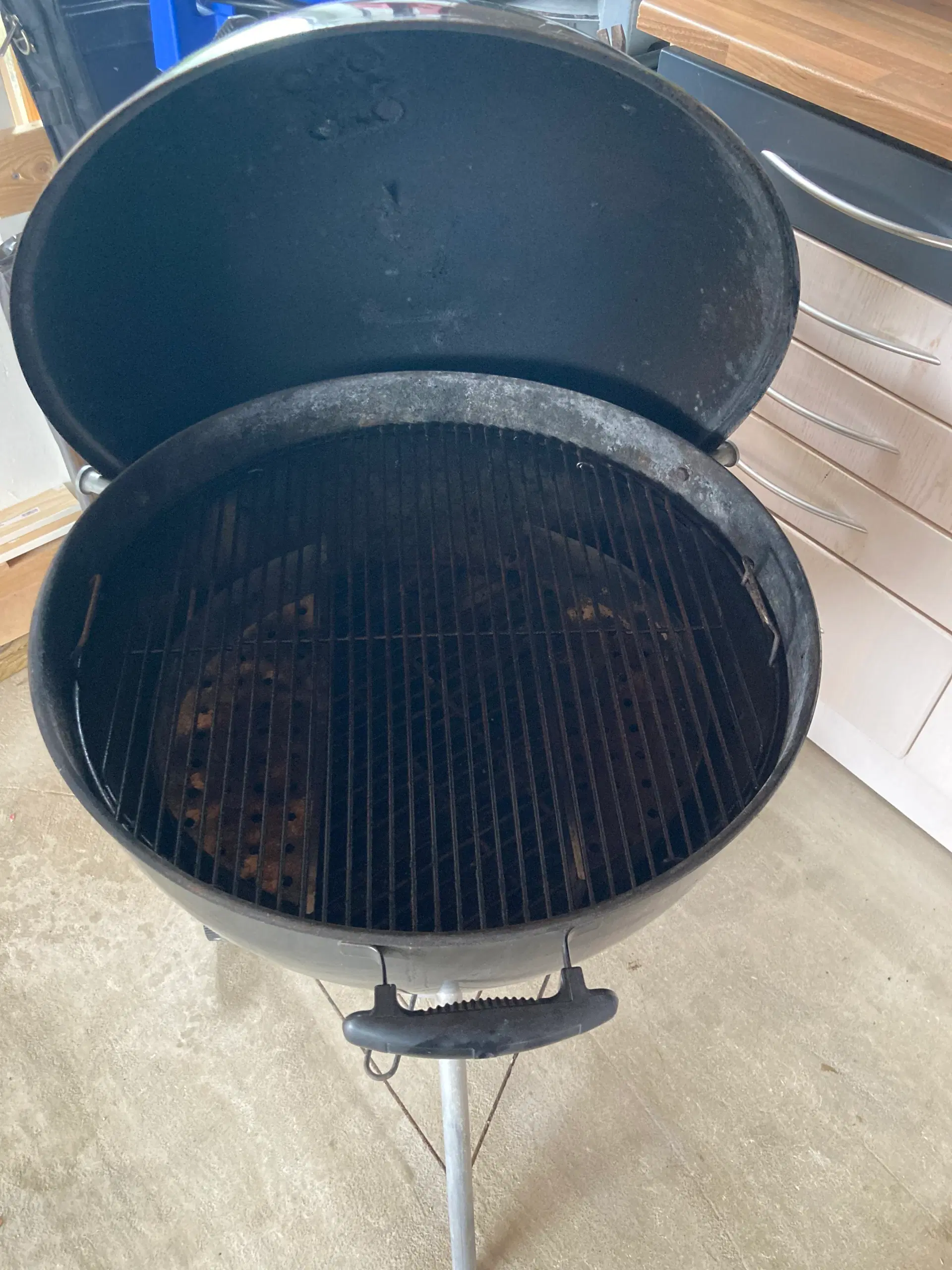 Weber kugle grill 57 cm