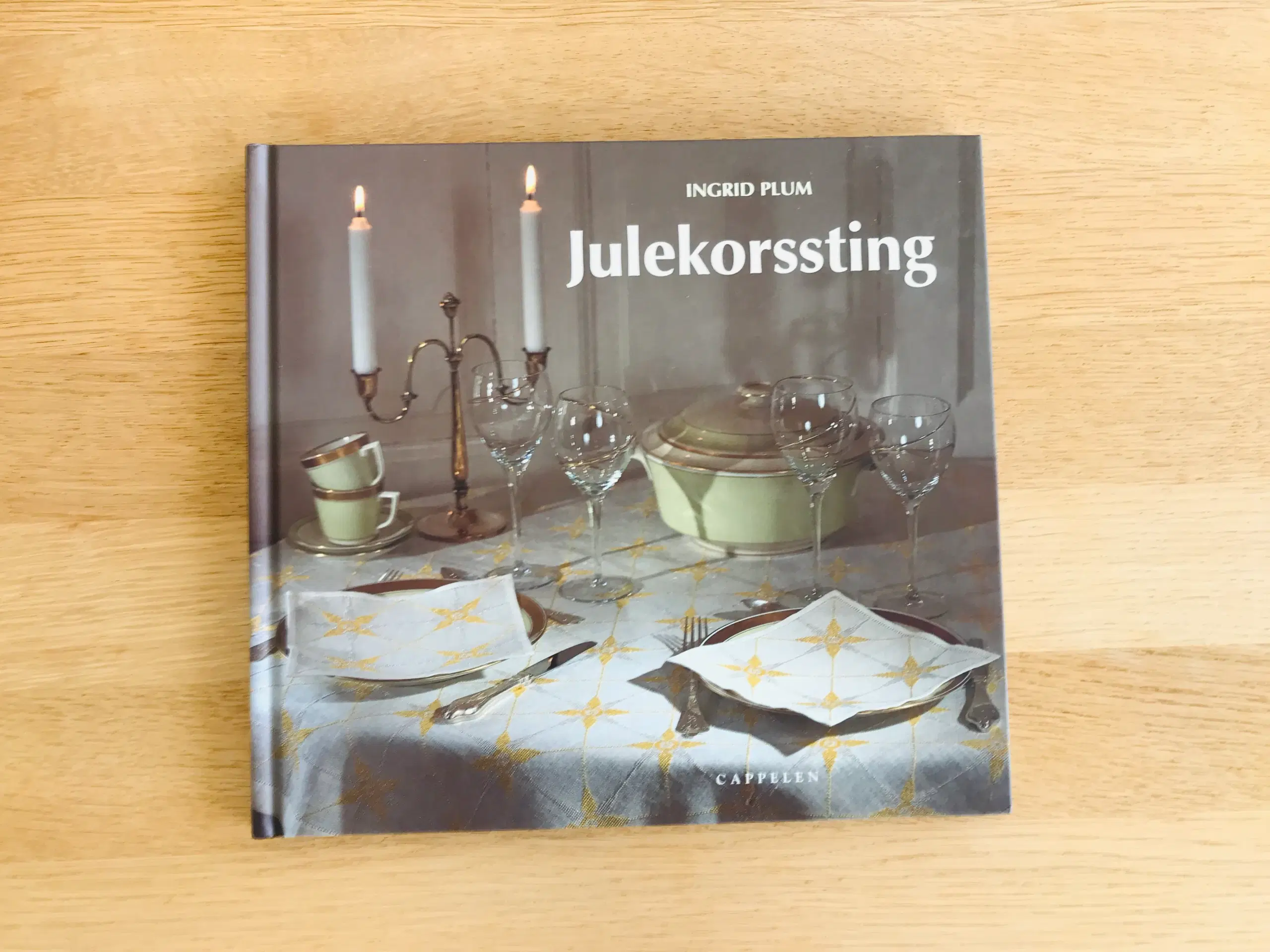 Julekorssting  af Ingrid Plum