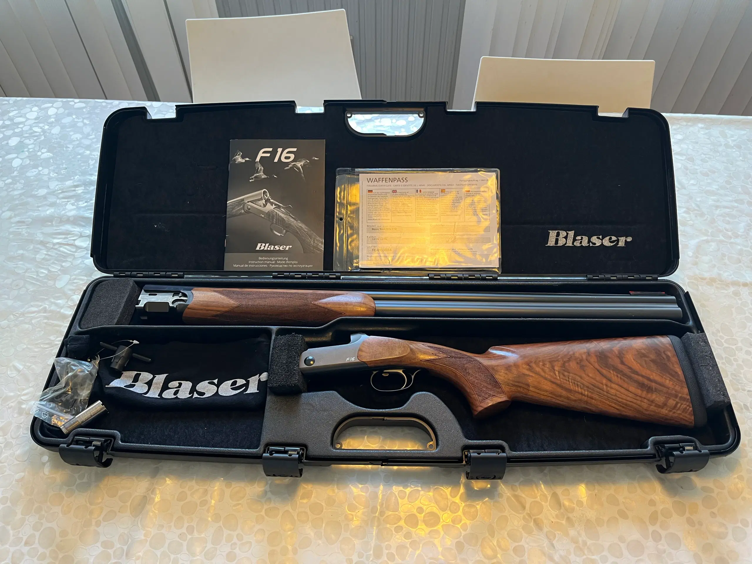 Beretta Ultralight Gold / blaser F16