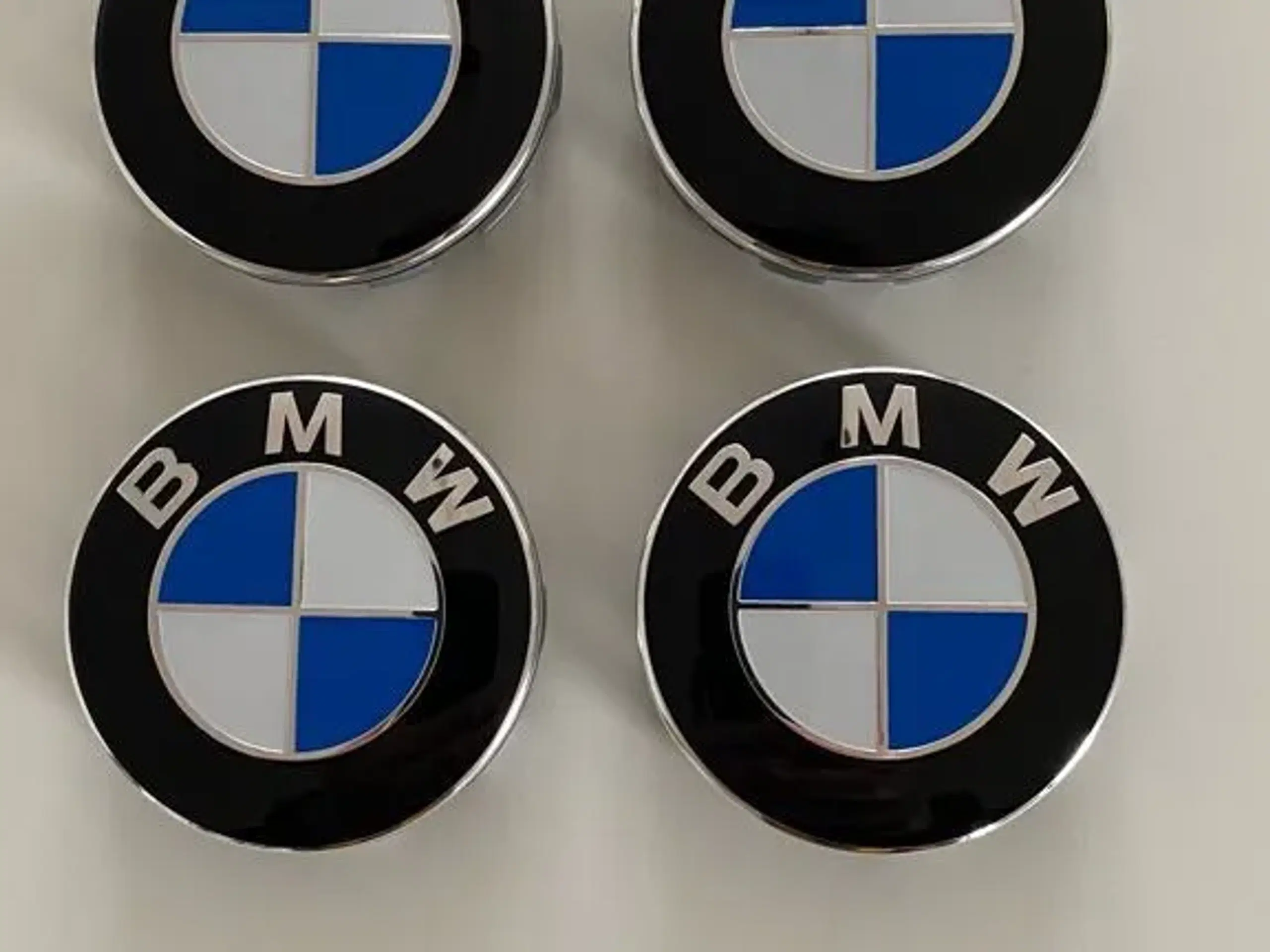 BMW centerkapsler 68mm ny