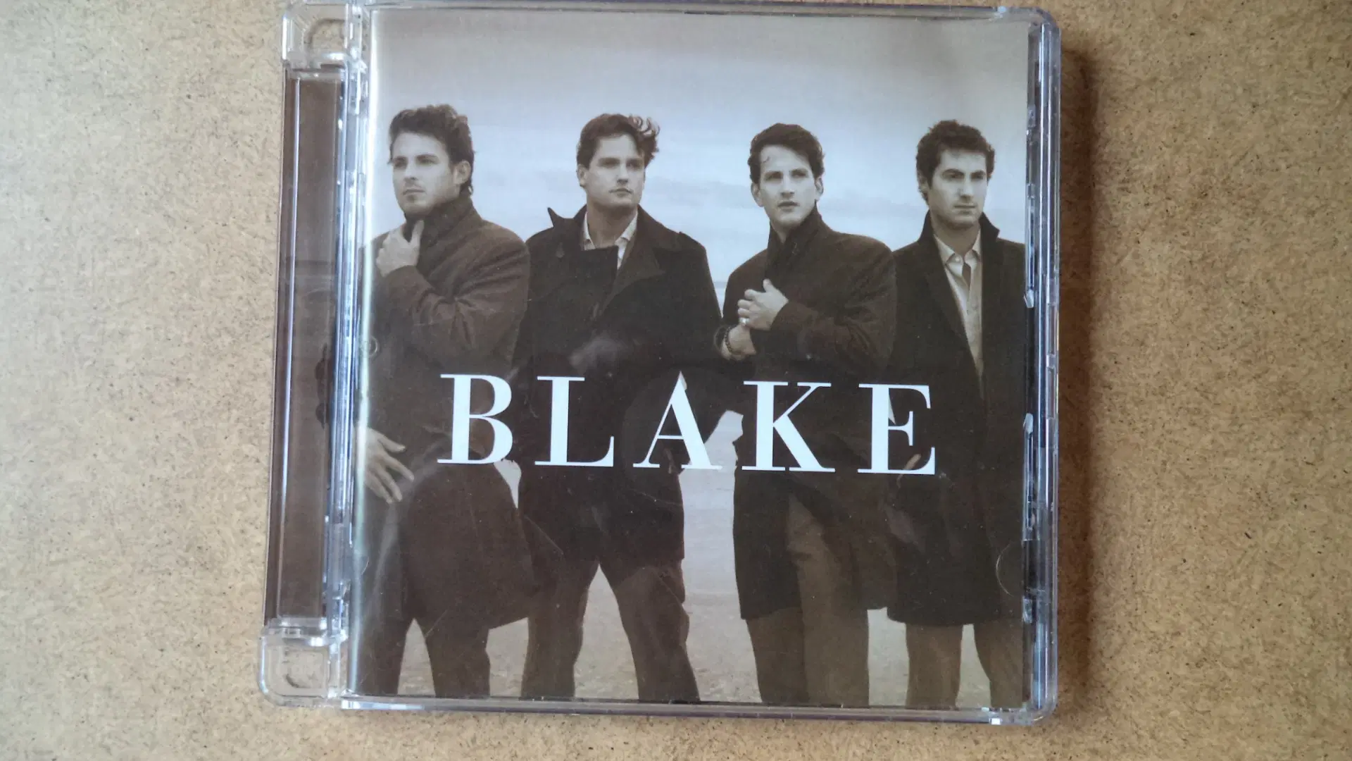 Blake ** Blake (1745108)