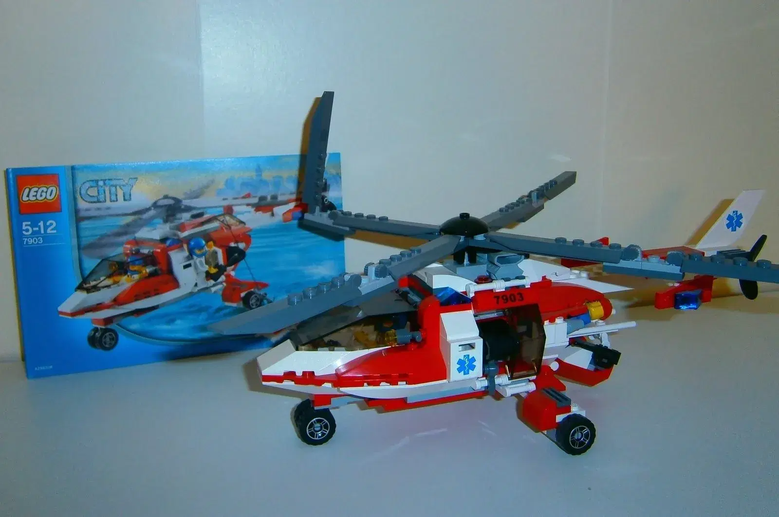 Lego CITY 7037: Rednings helikopter