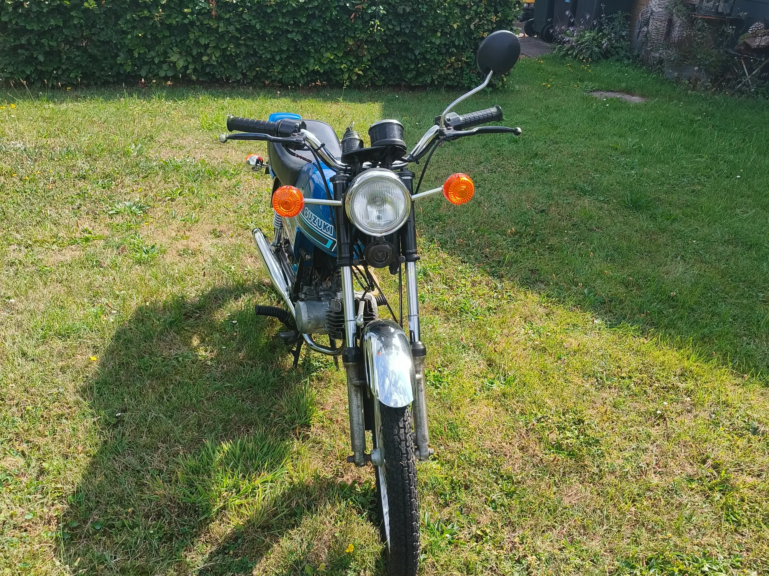 Suzuki dm50