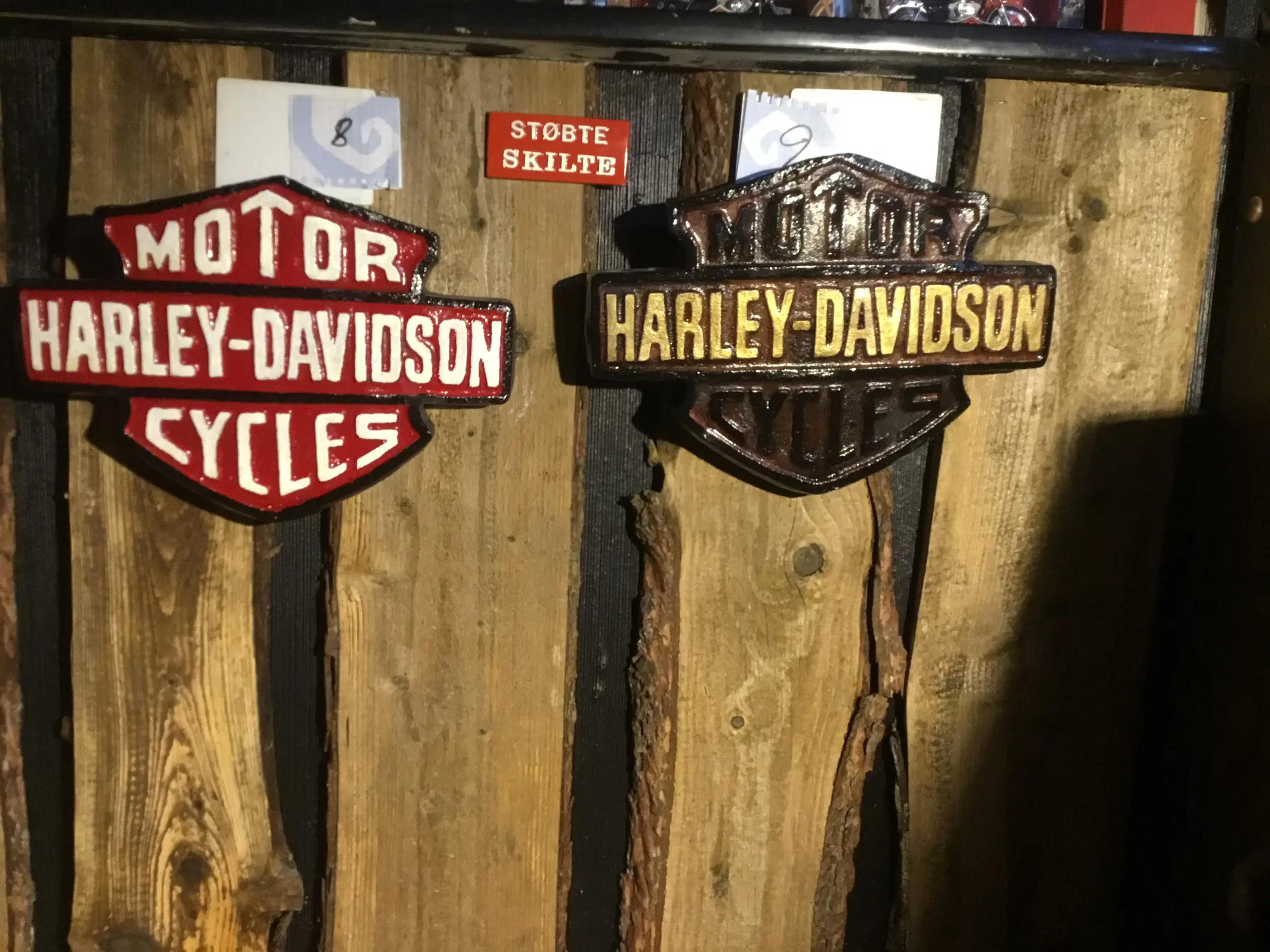 Støbte skilte Harley Davidson