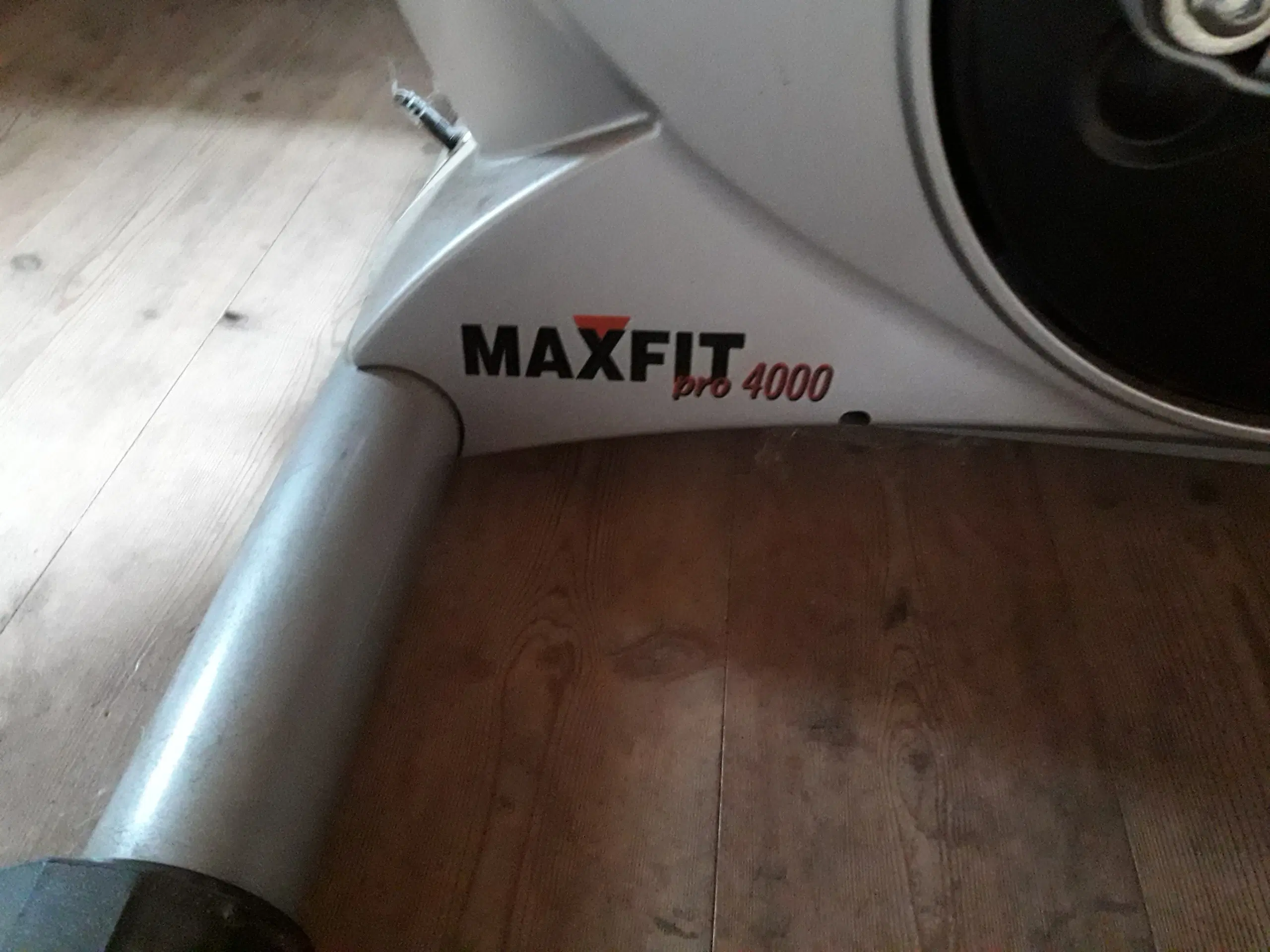 Crosstrainer Max fit pro 4000