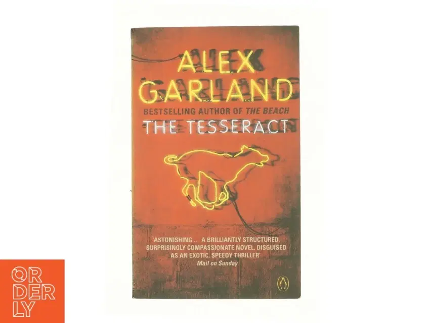 The Tesseract af Garland Alex (Bog)