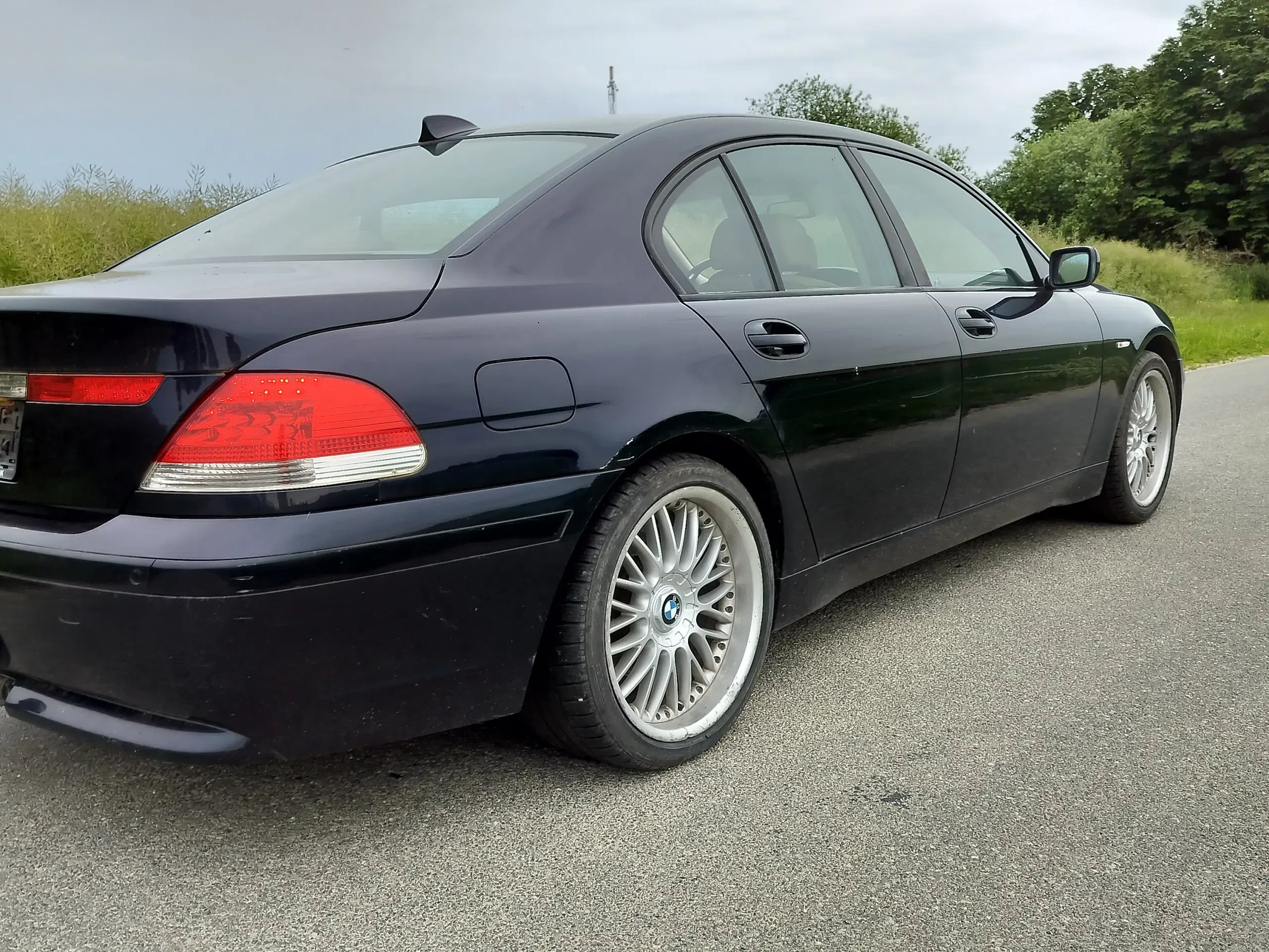 Bmw 735ia e65