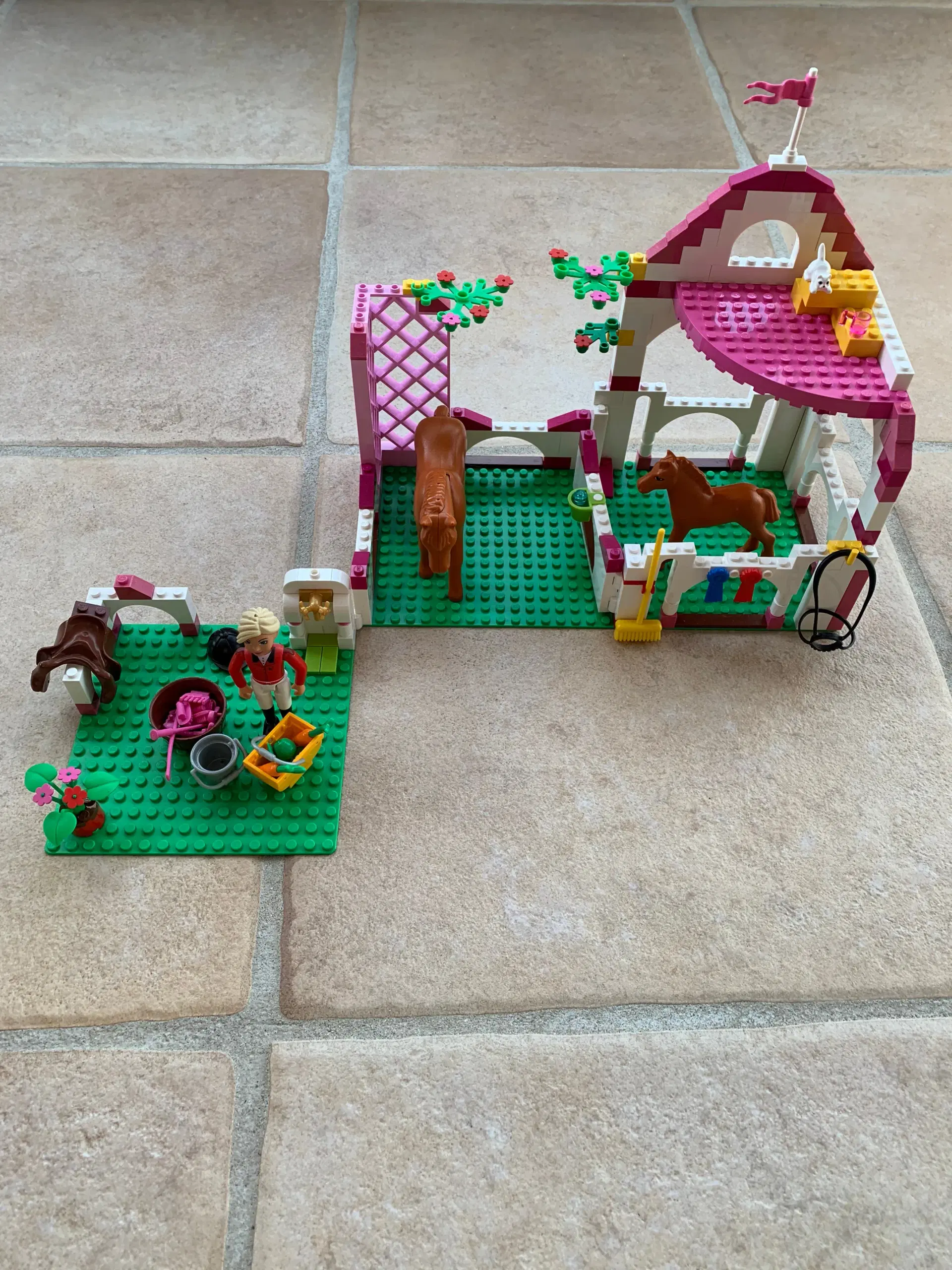 Lego Belville hestestald 7585