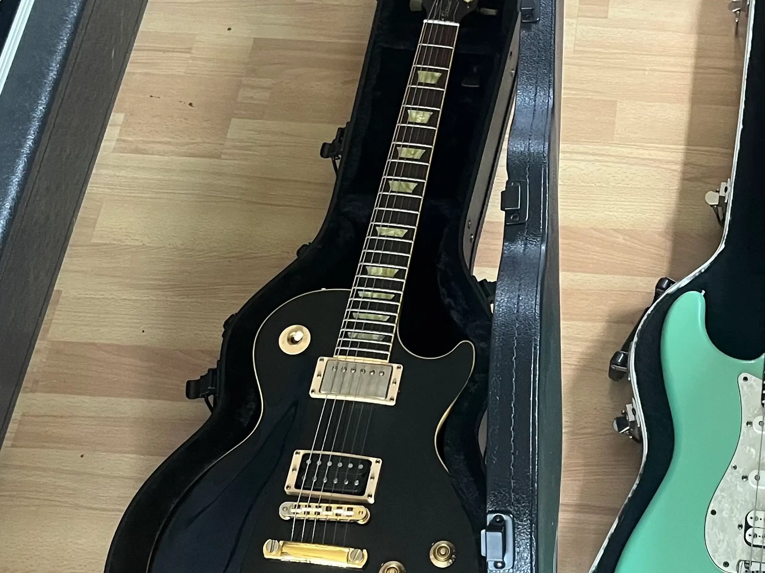 Gibson Les Paul Classic m spritny kasse