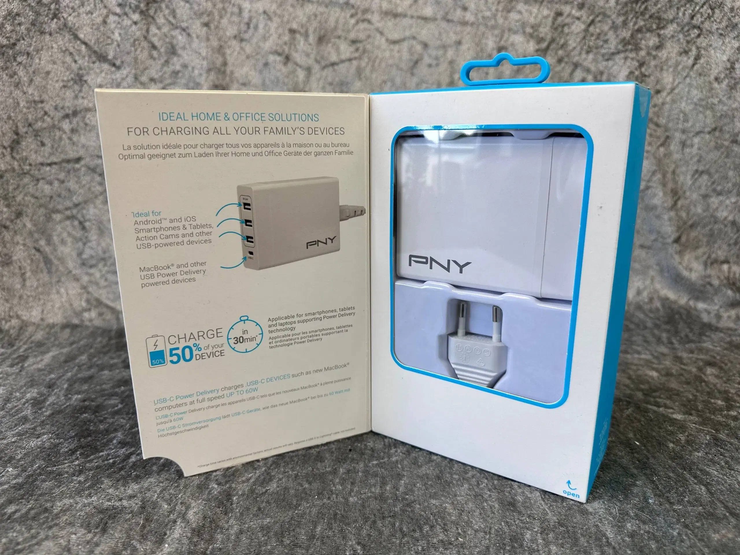 PNY MULTI-USB CHARGER with USB-C