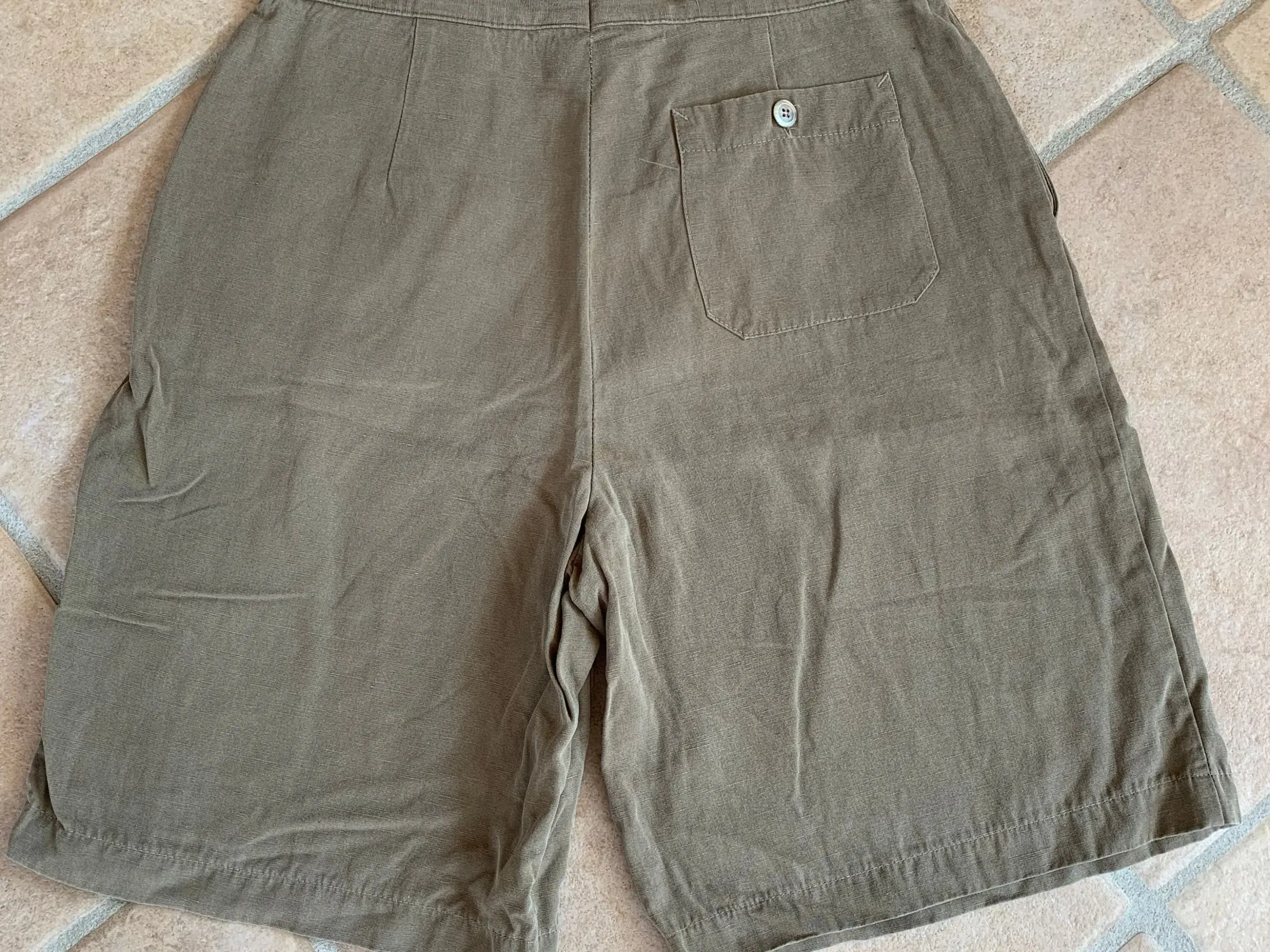 CHOISE Shorts str 40