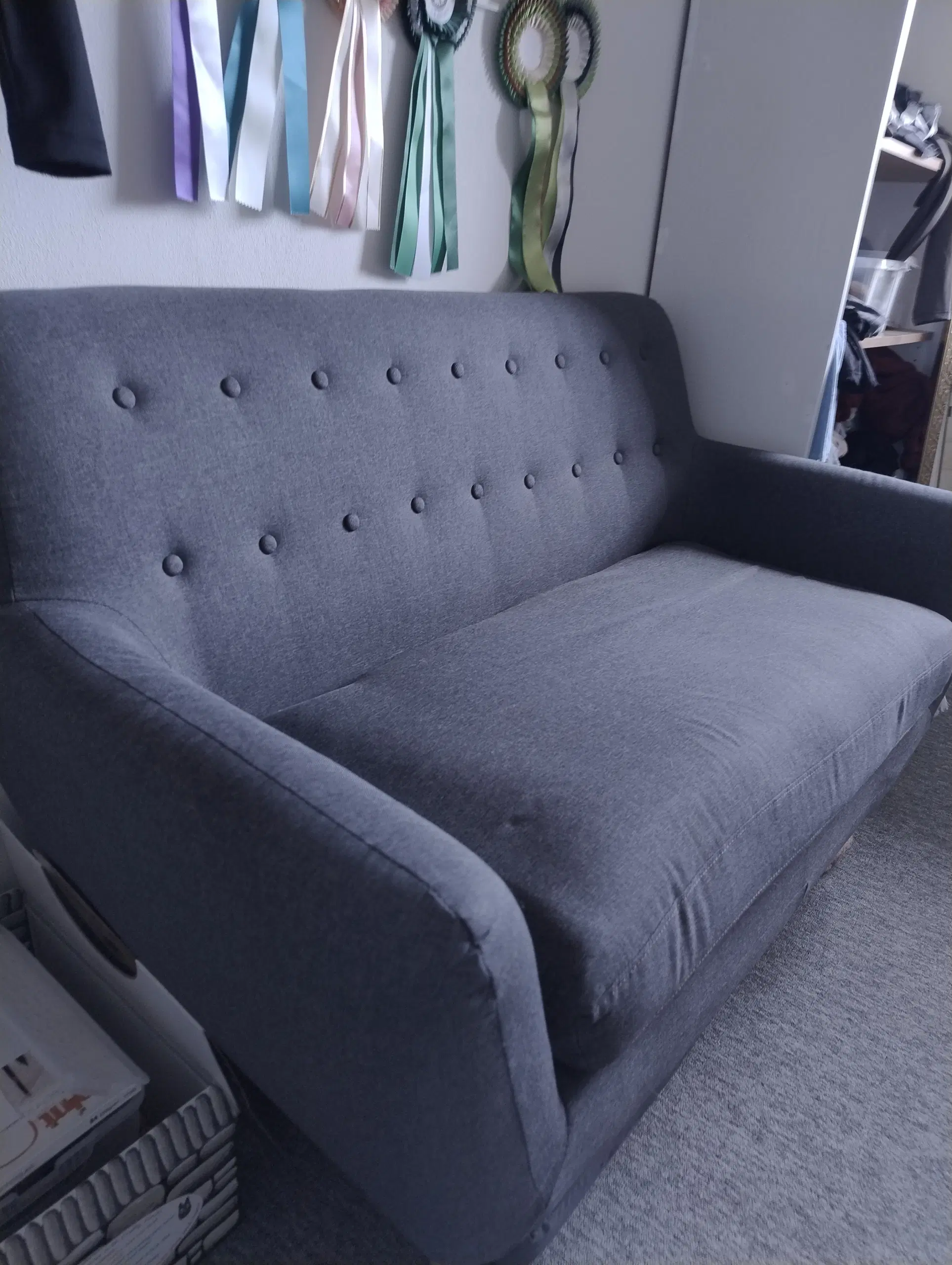 2-personers sofa mørkegrå