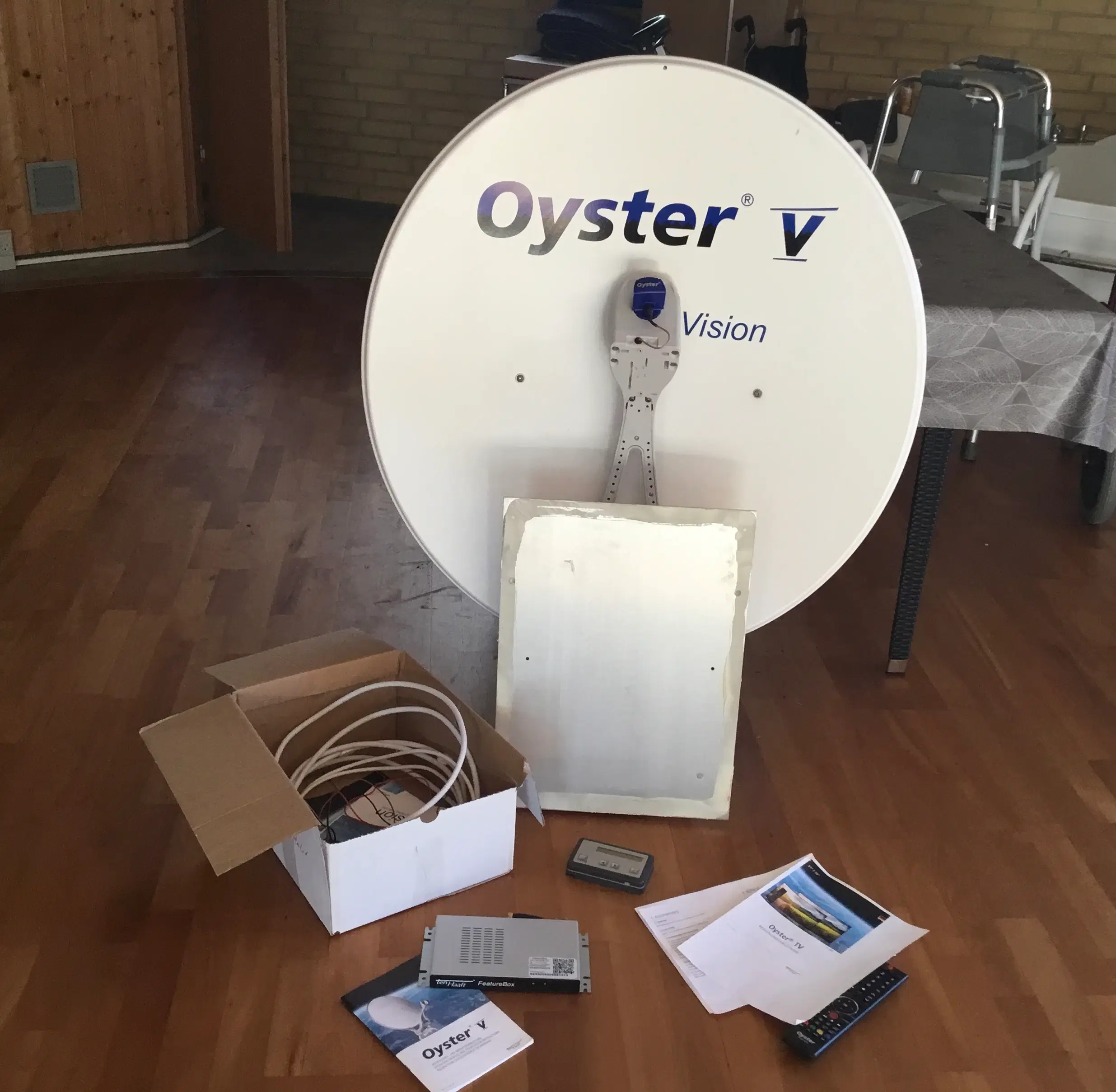 OYSTER V  satellit 85 cm