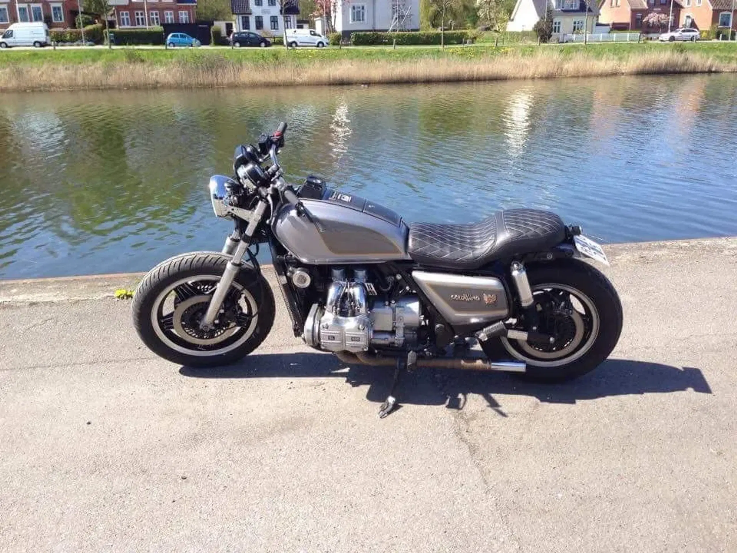 Gl 1100