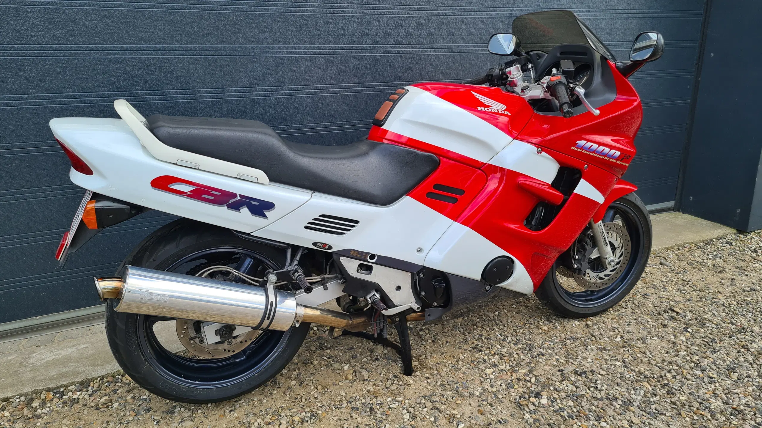 Honda CBR 1000F