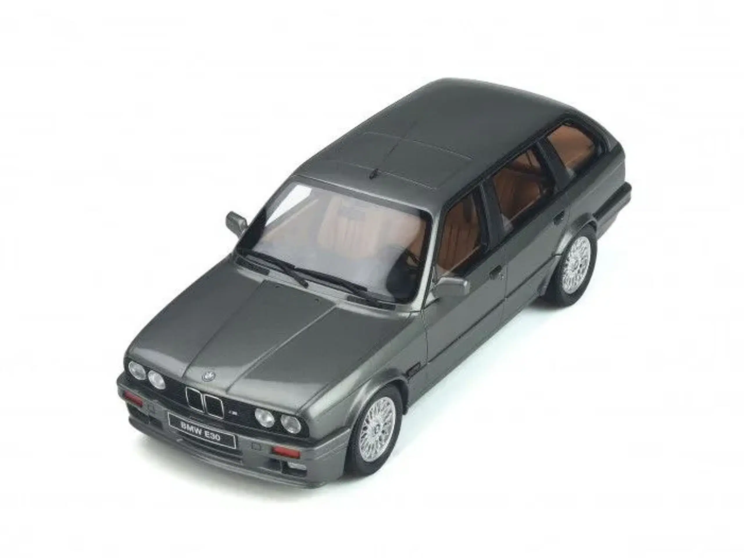 1991 BMW 325i M Pack 1:18  Type: E30 Touring