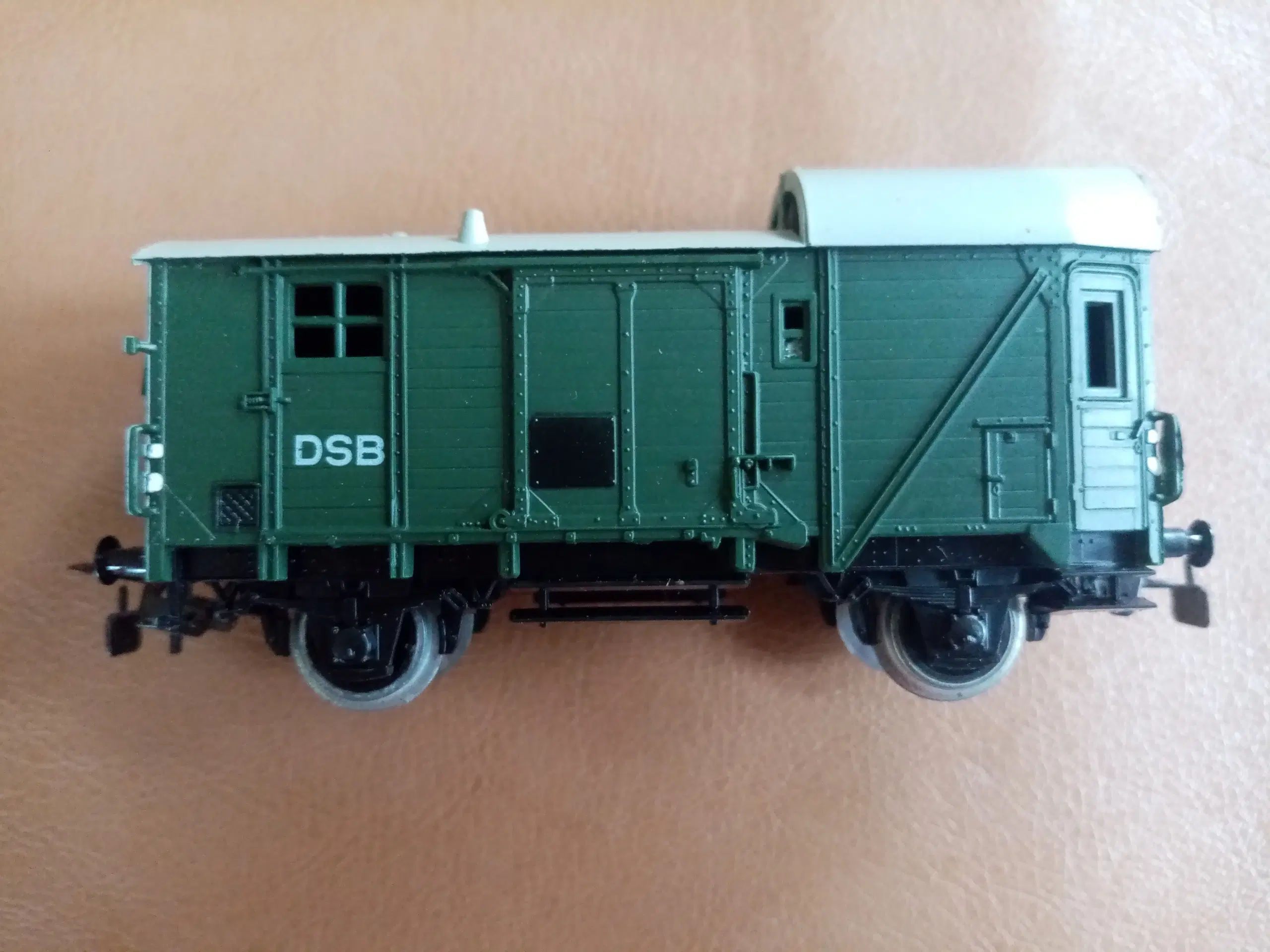 DSB Pakvogn med Märklin koblinger