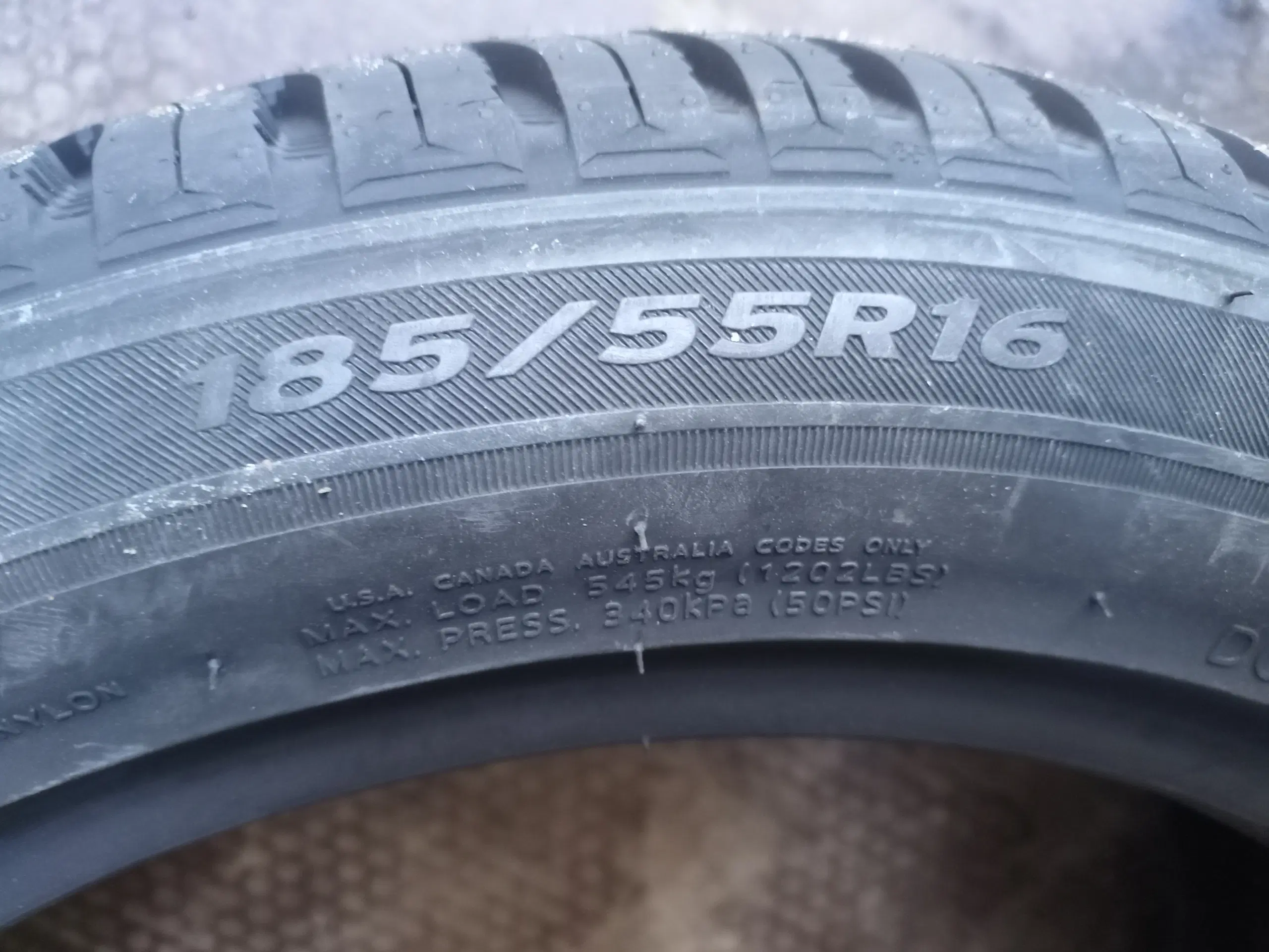 Hankook 185/55R16 helårsdæk