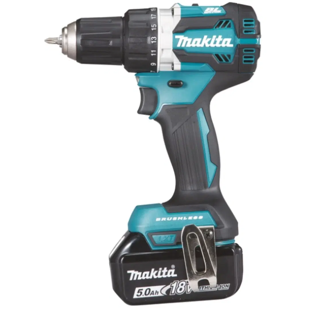 UDLEJES - Makita batteri Bore -/ Skruemaskine 18V