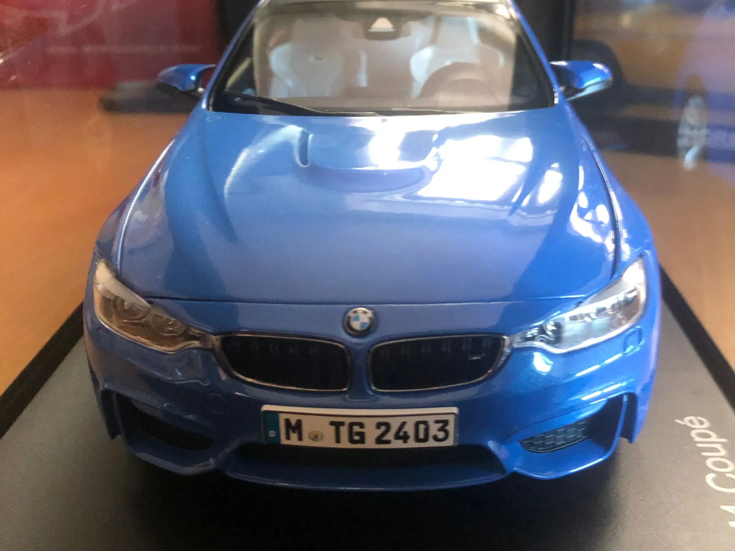 1:18 BMW M4 Competion