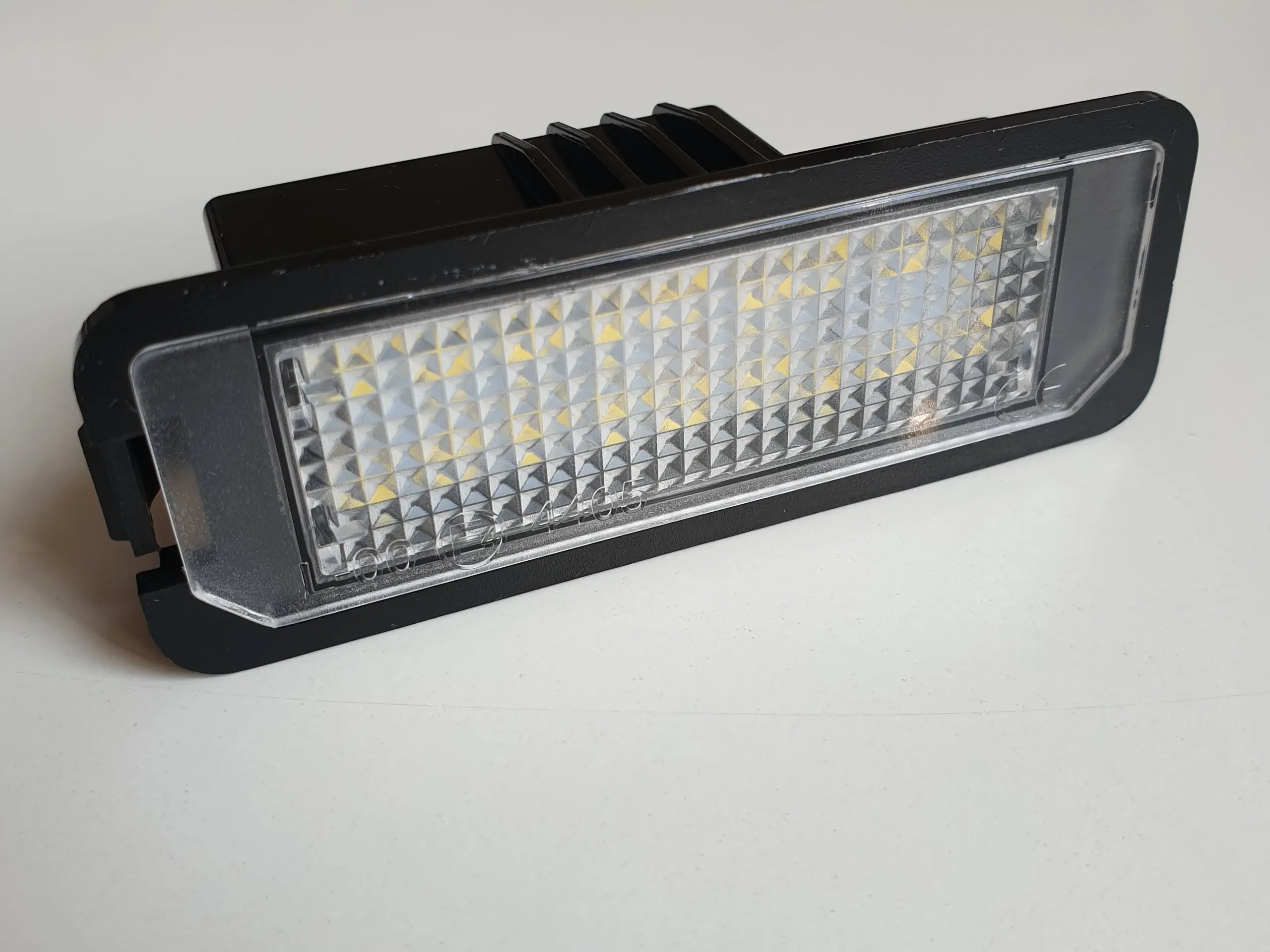 NY! 36 LED Nummerpladelys 6000K / Hvid KOLD