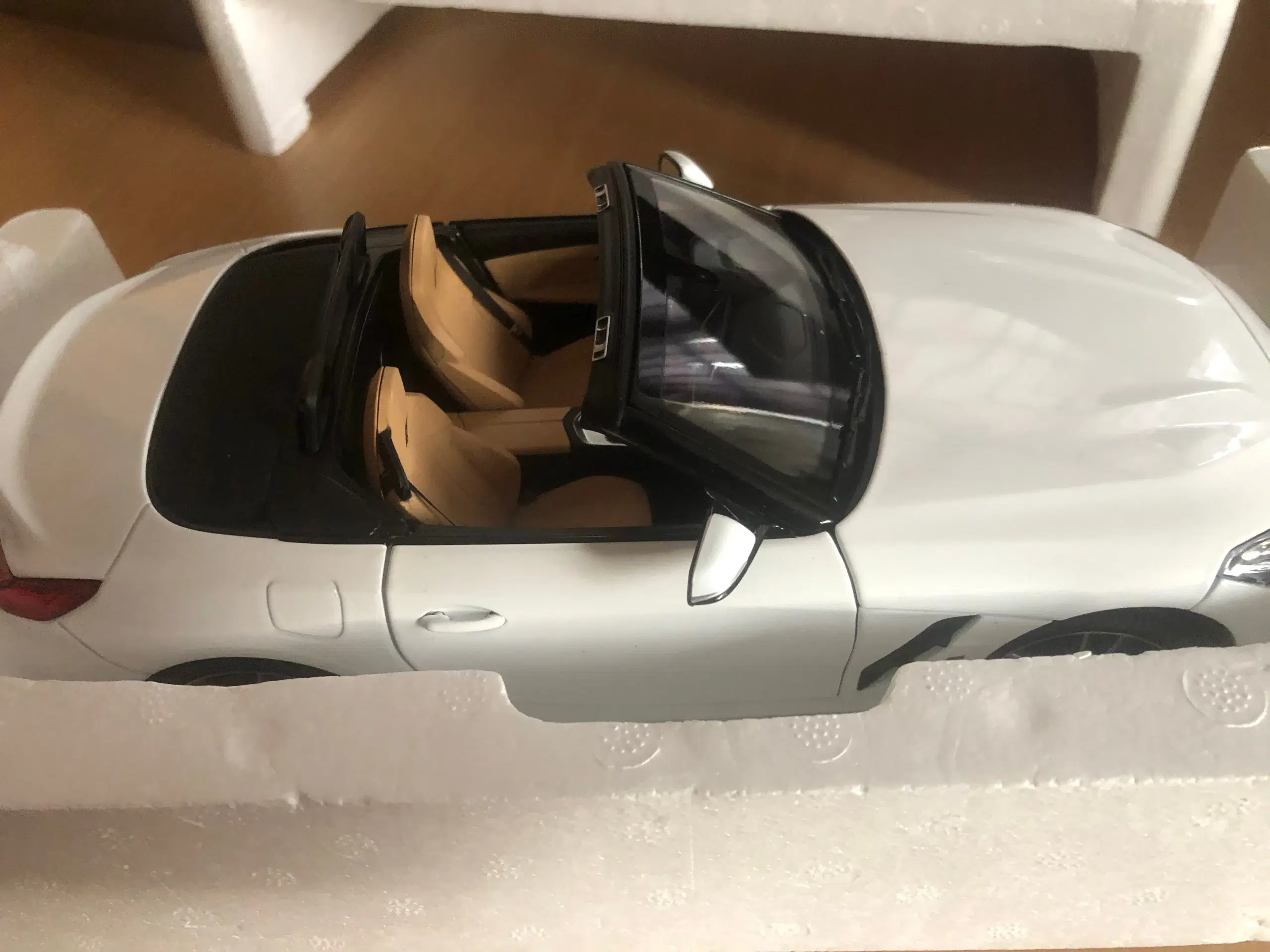 1:18 BMW Z4i