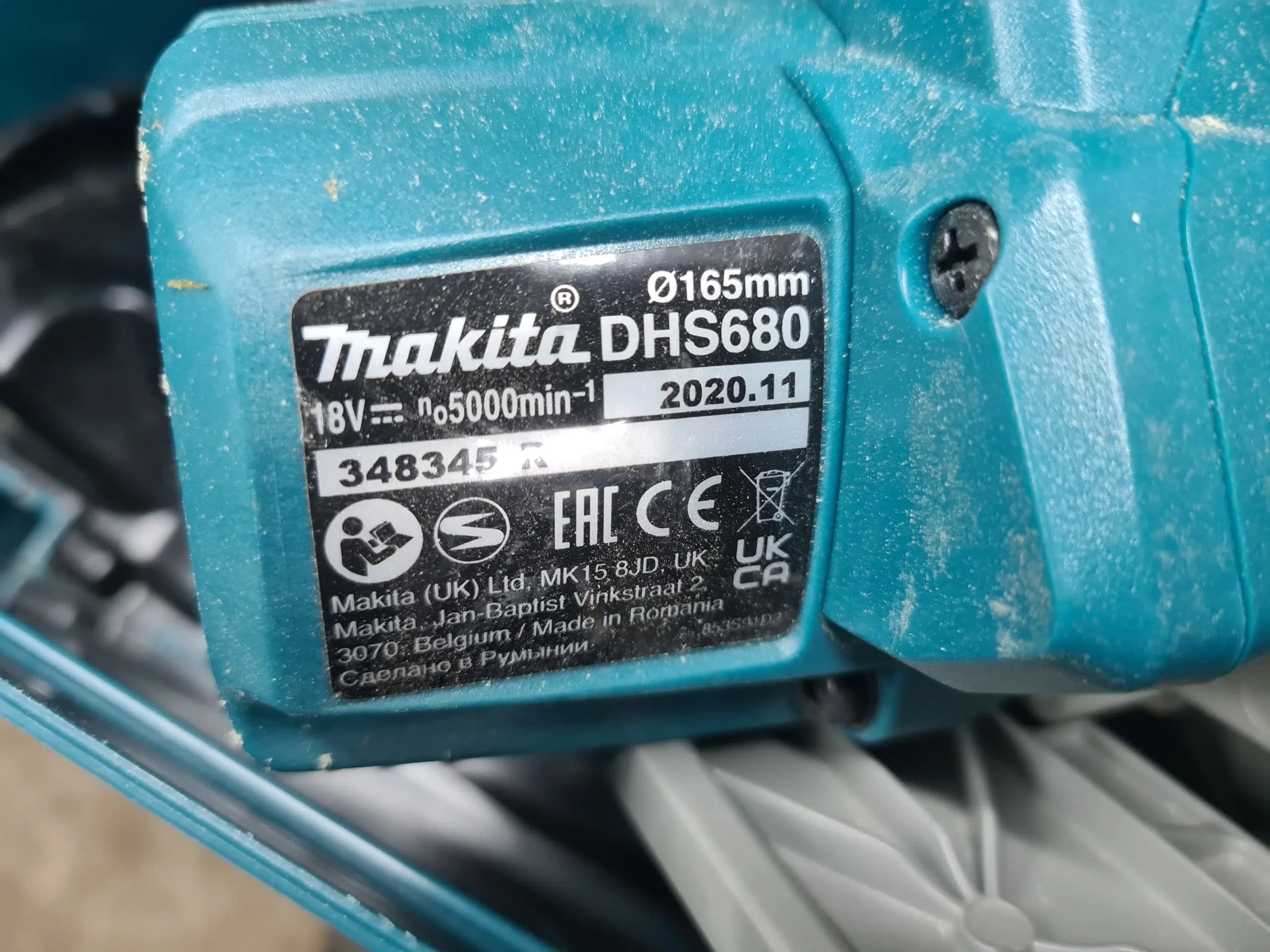 Makita DHS680 rundsav med Mac 3 kuffert og indsats