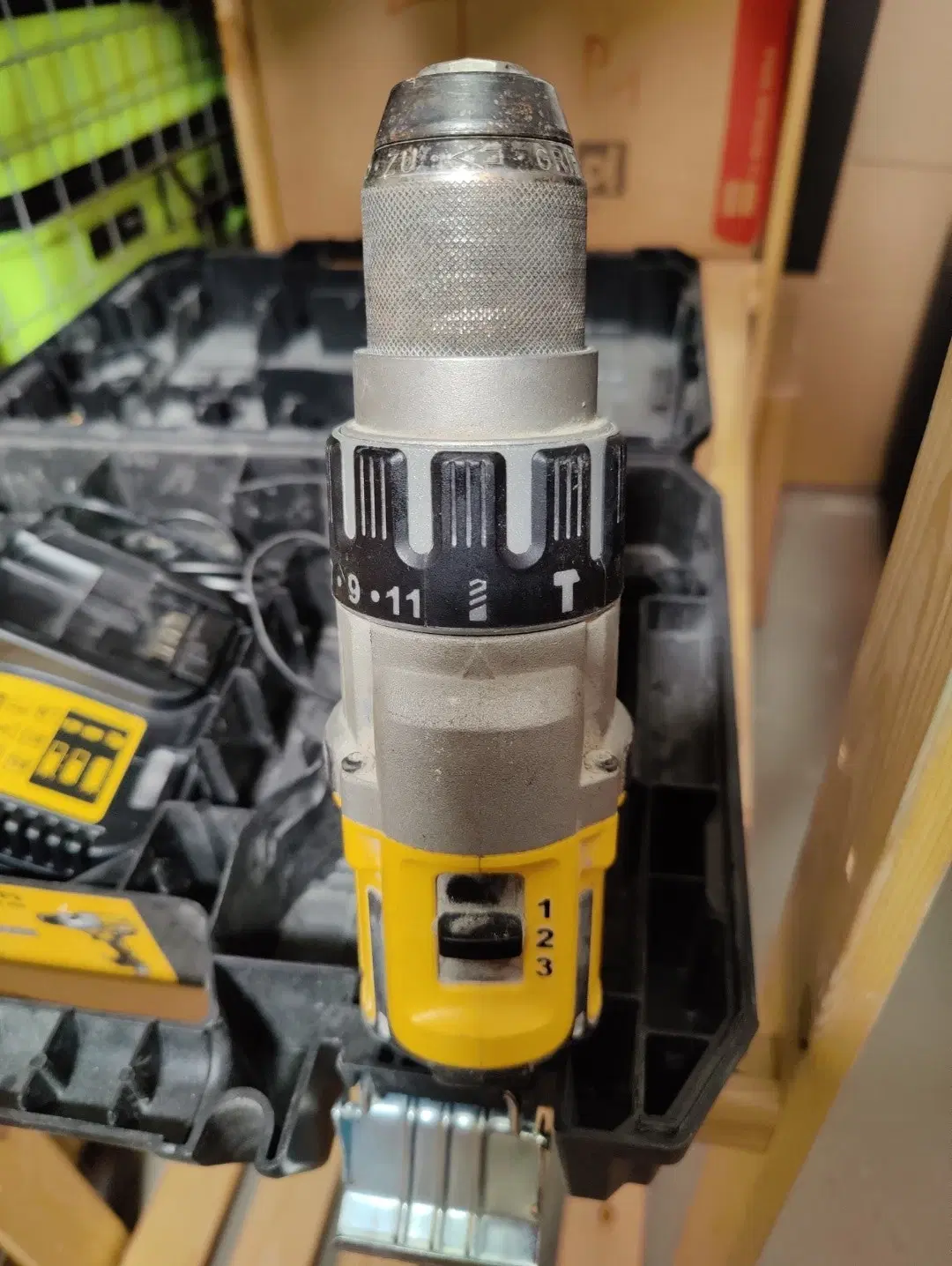 DeWALT slagbore/skruemaskine 18V (udlejes)