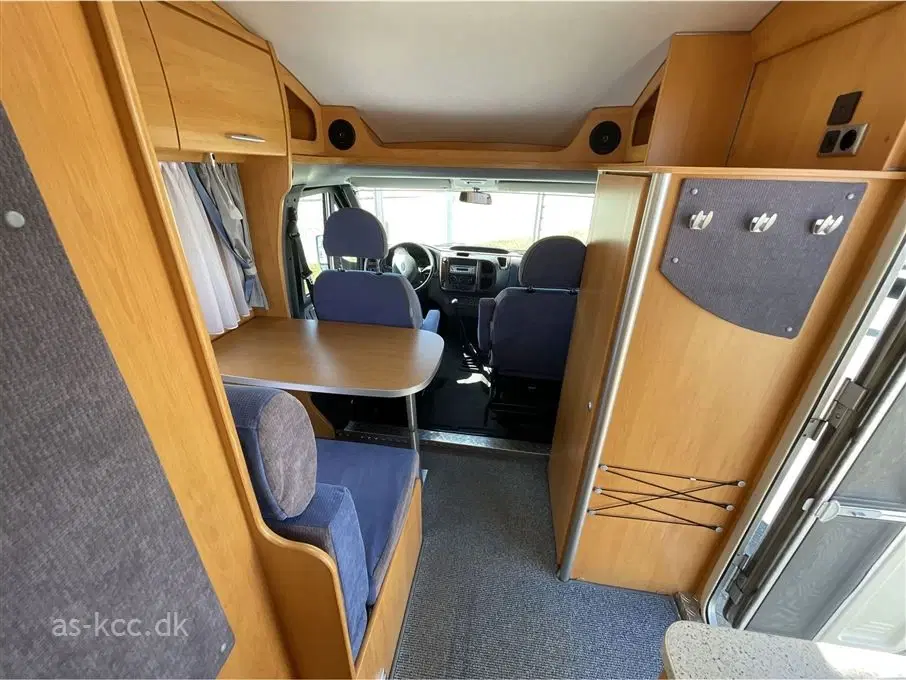 2006 - Hymer Van 522     AutocamperHymer Van 522l Årg 2006 SÆLGES TIL CVR NUMMER