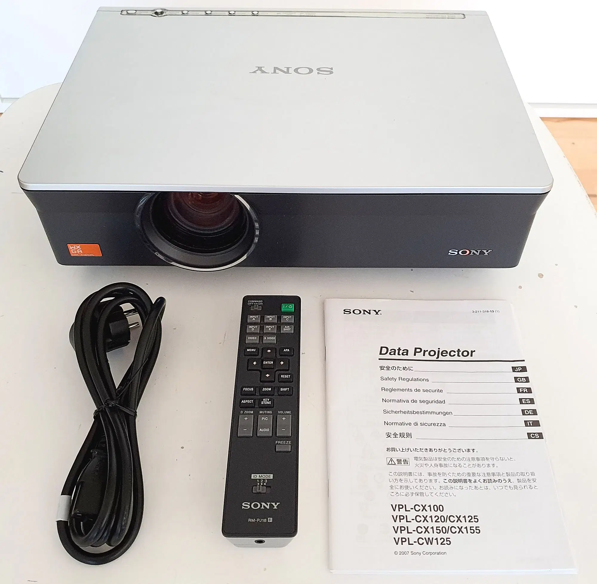 Sony VPL-CW125 LCD Multimedia projektor