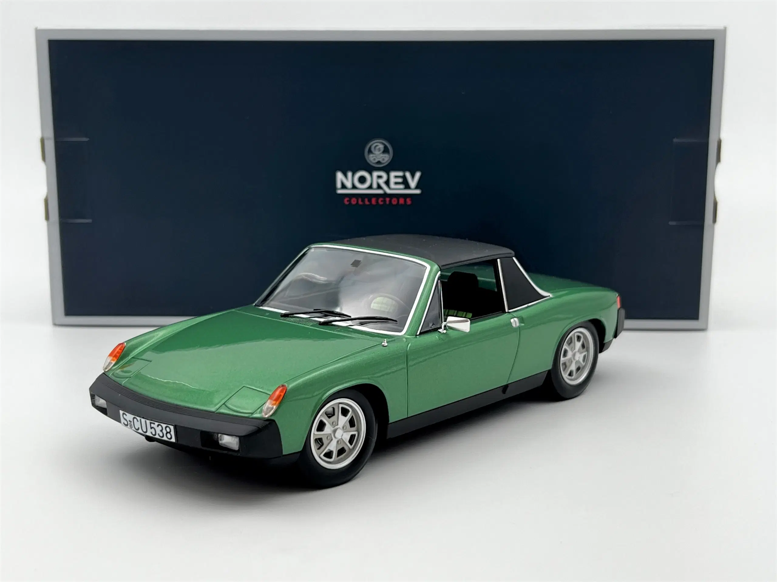 1976 Porsche 914 20 - 1:18