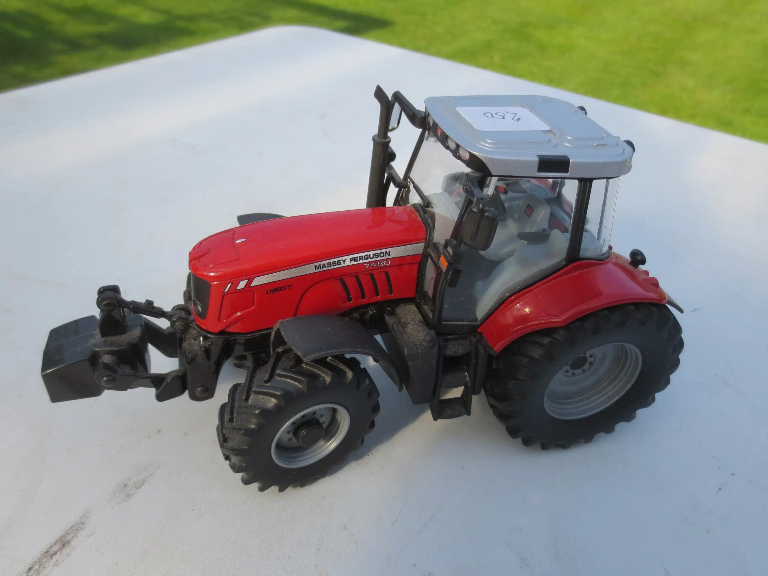 1 stk Massey Ferguson 8280 -7480 -2680