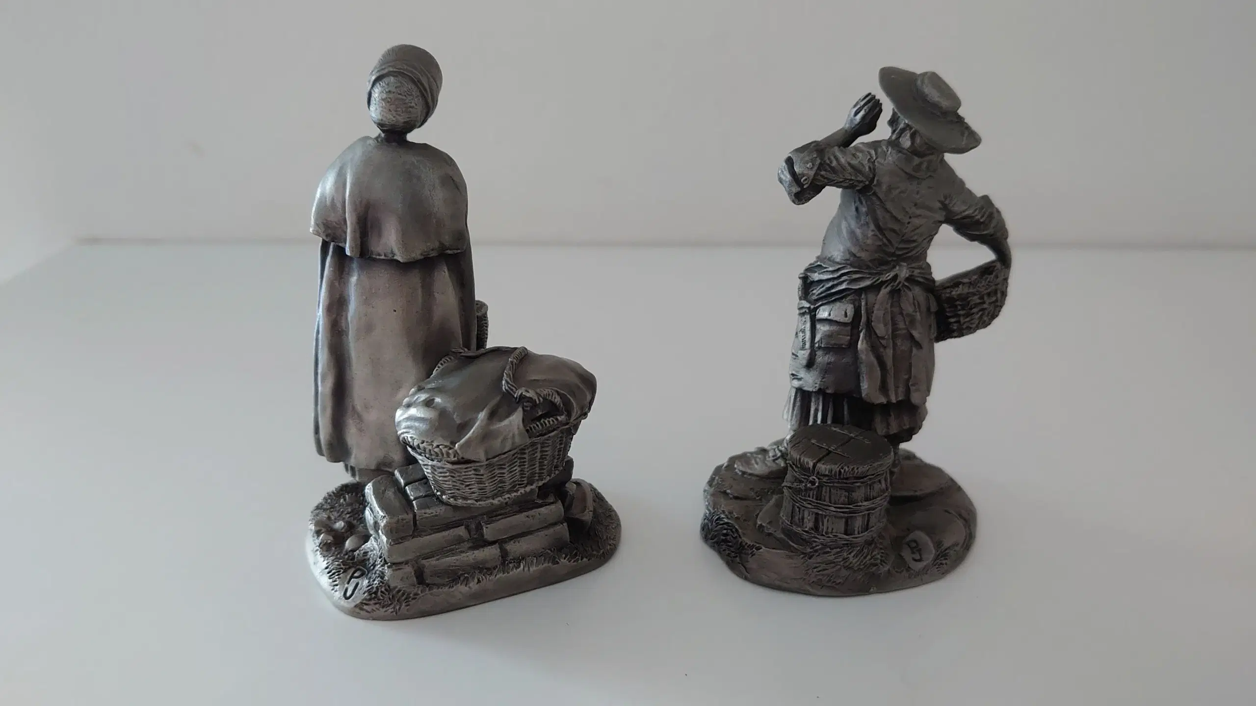 2 tinfigurer fra "Fine Pewter JP 1977  engelske