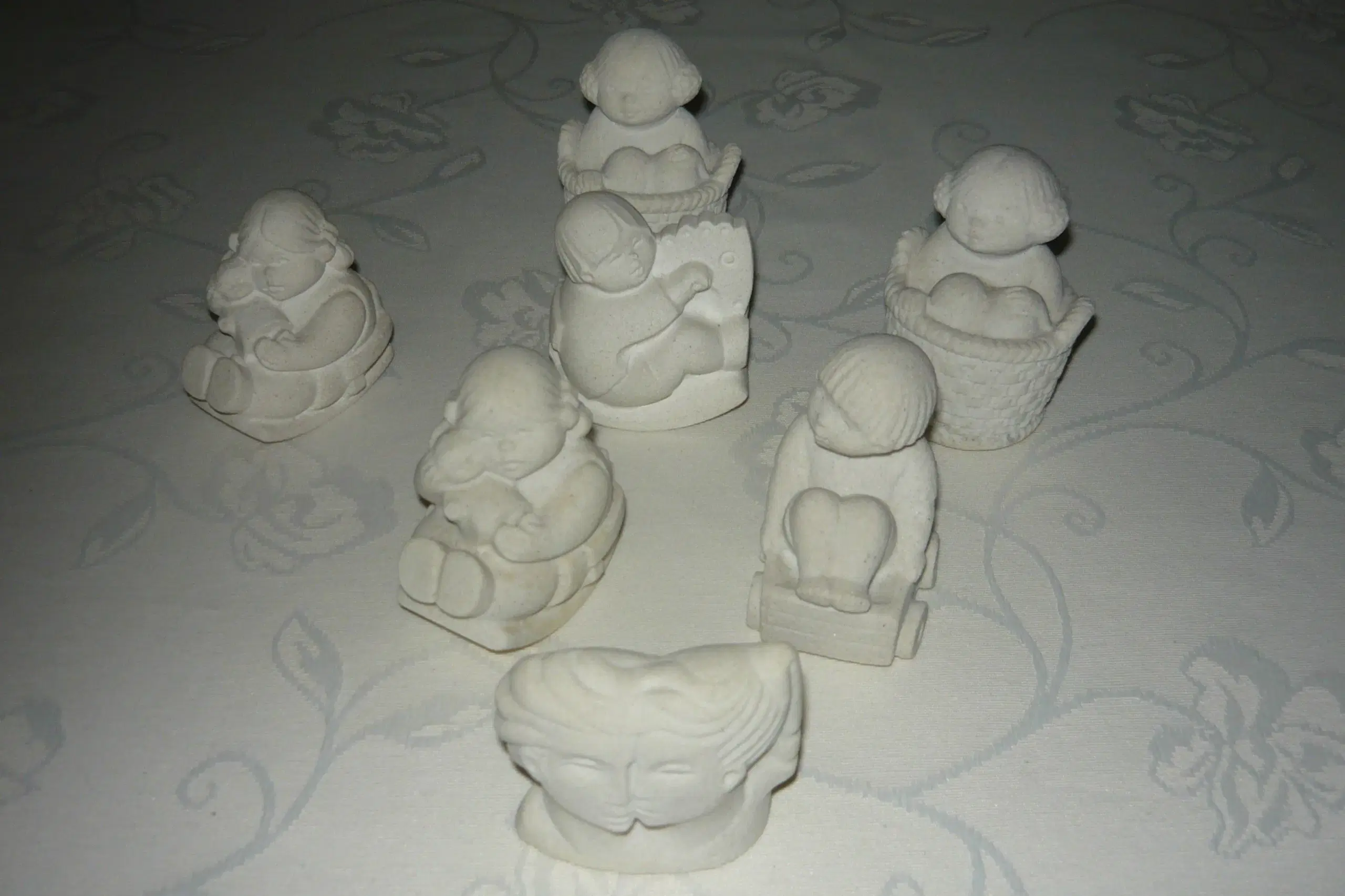 6 Marbell Figurer