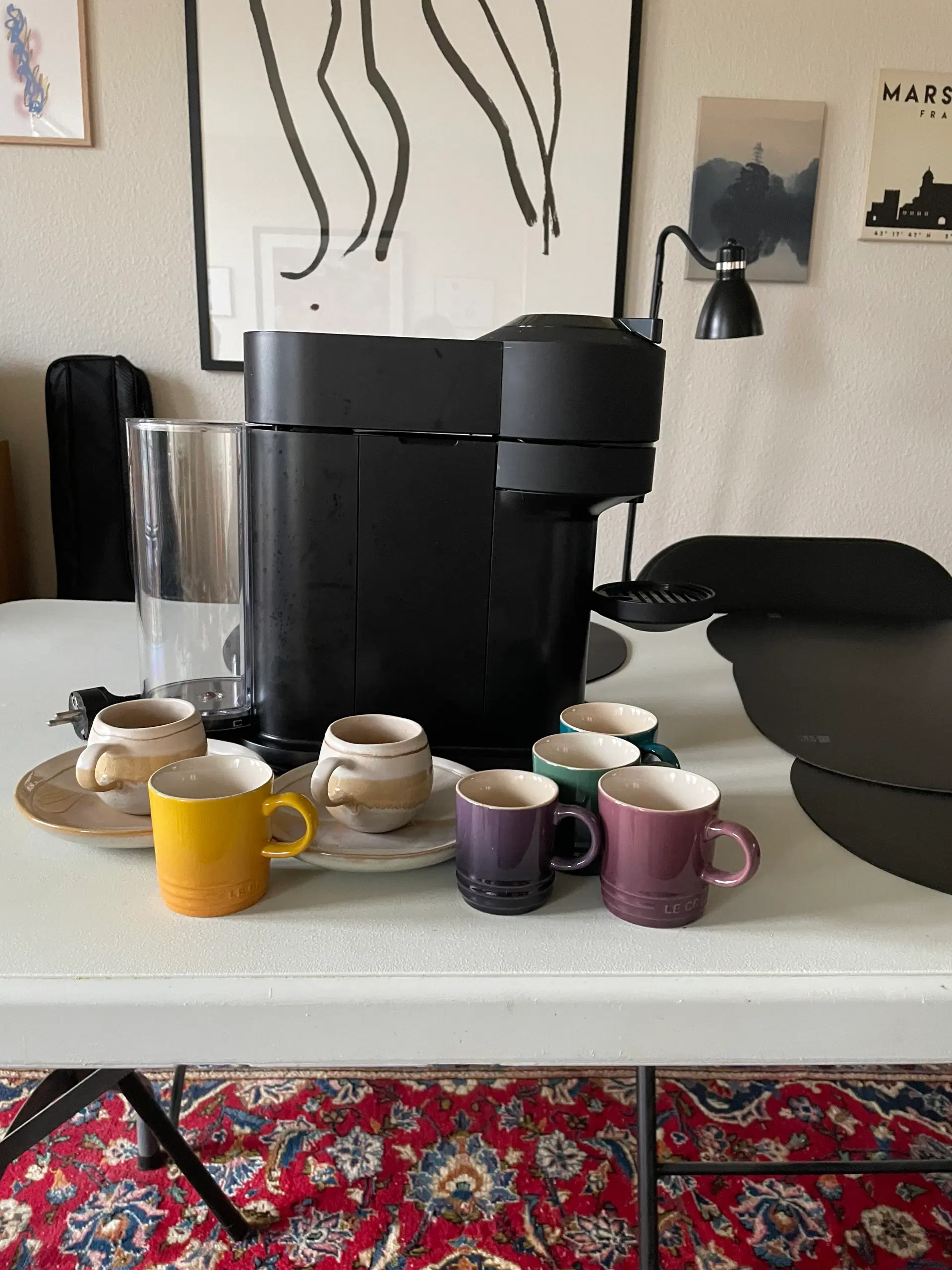 Espresso maskine og 7 kopper fra le creuset