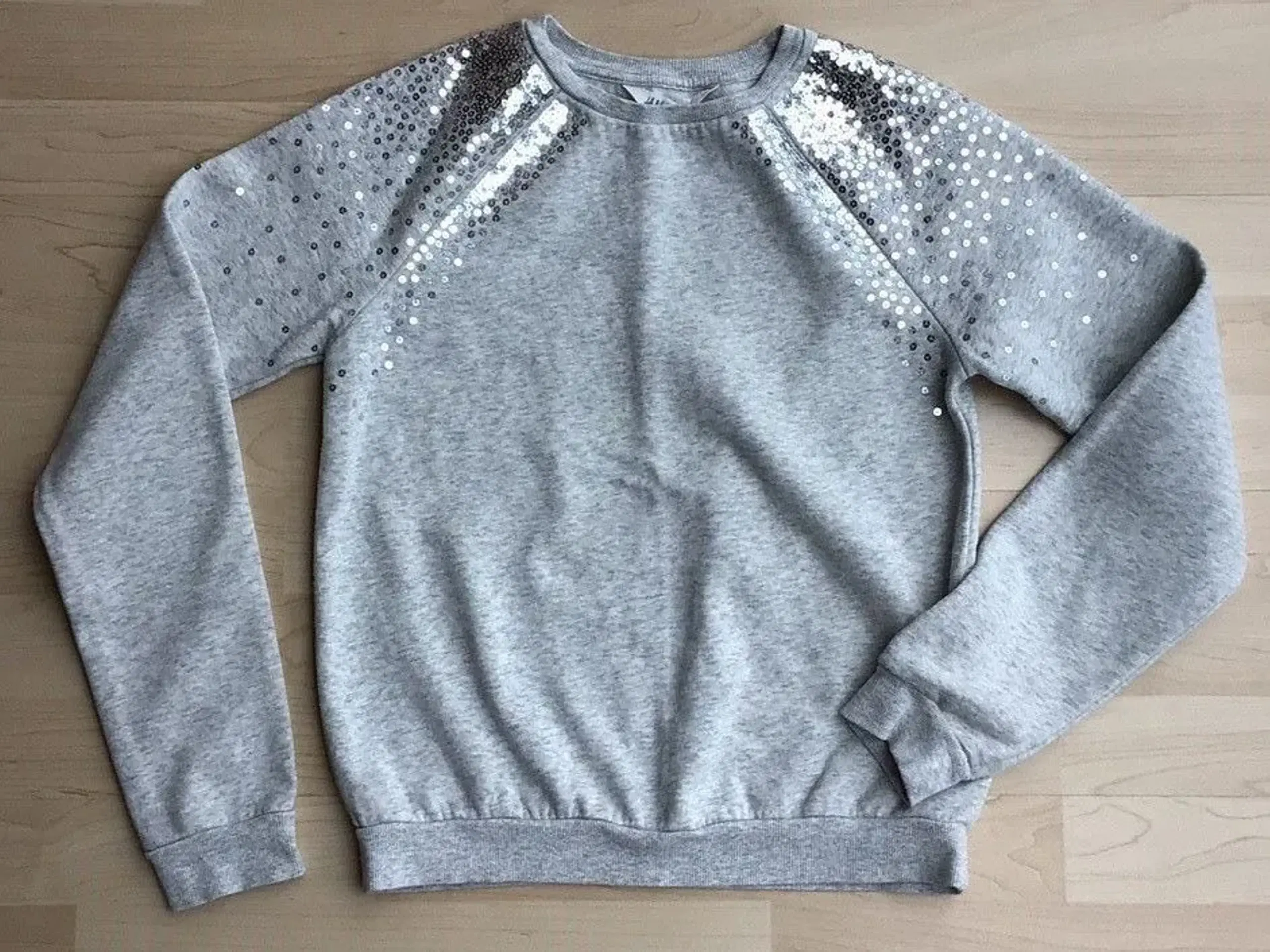 Fin pige sweater fra HM str 158/164