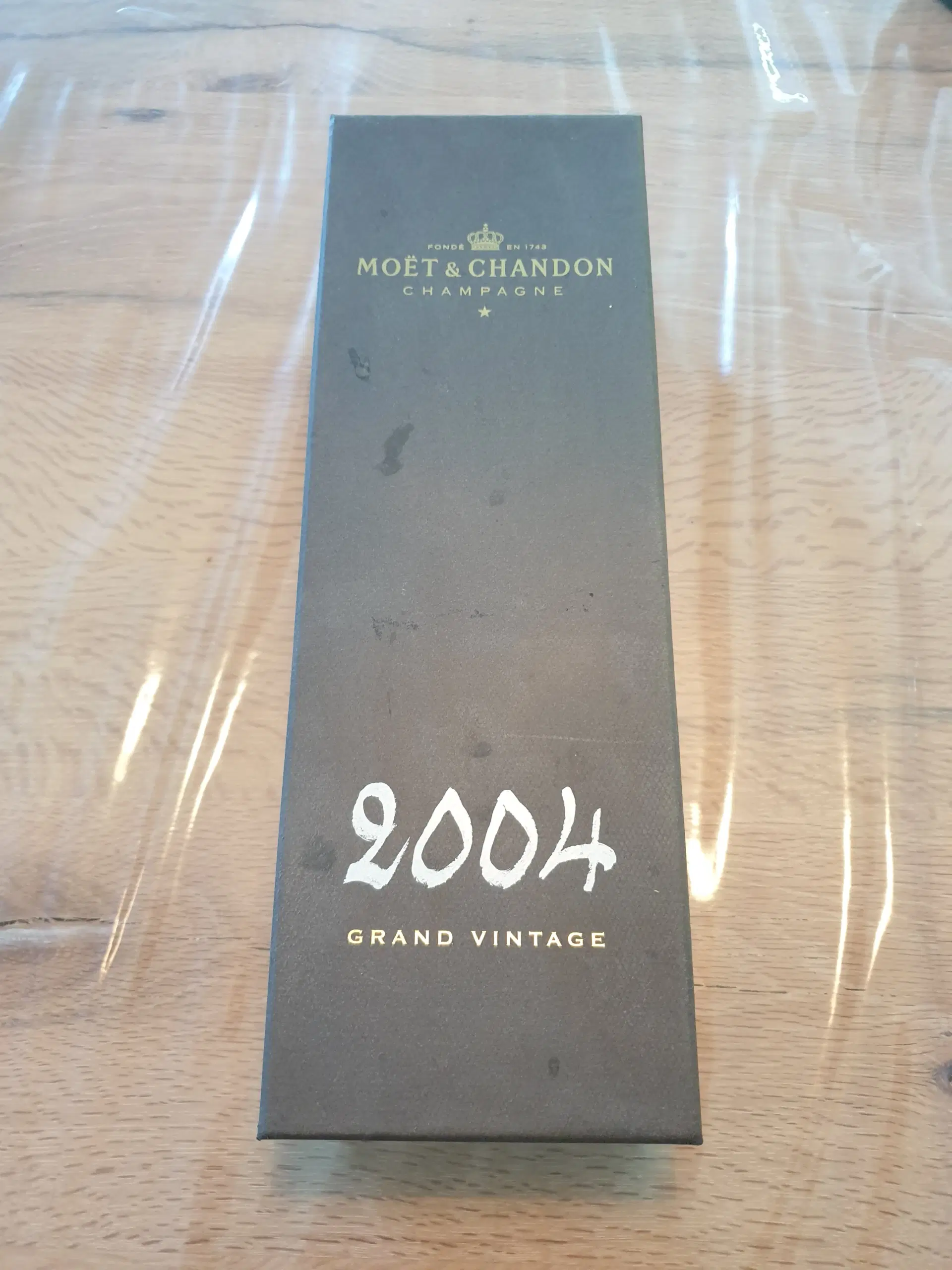 Moët  Chandon Champagne 2004 Grand Vintage