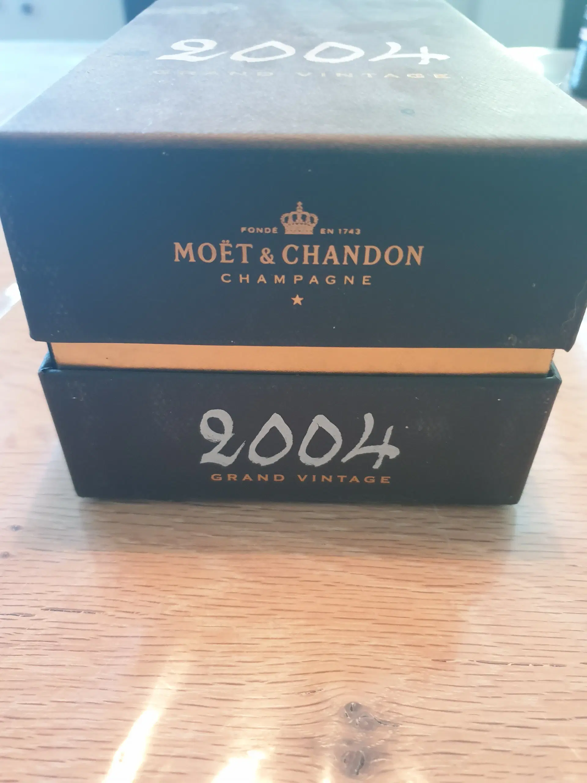 Moët  Chandon Champagne 2004 Grand Vintage