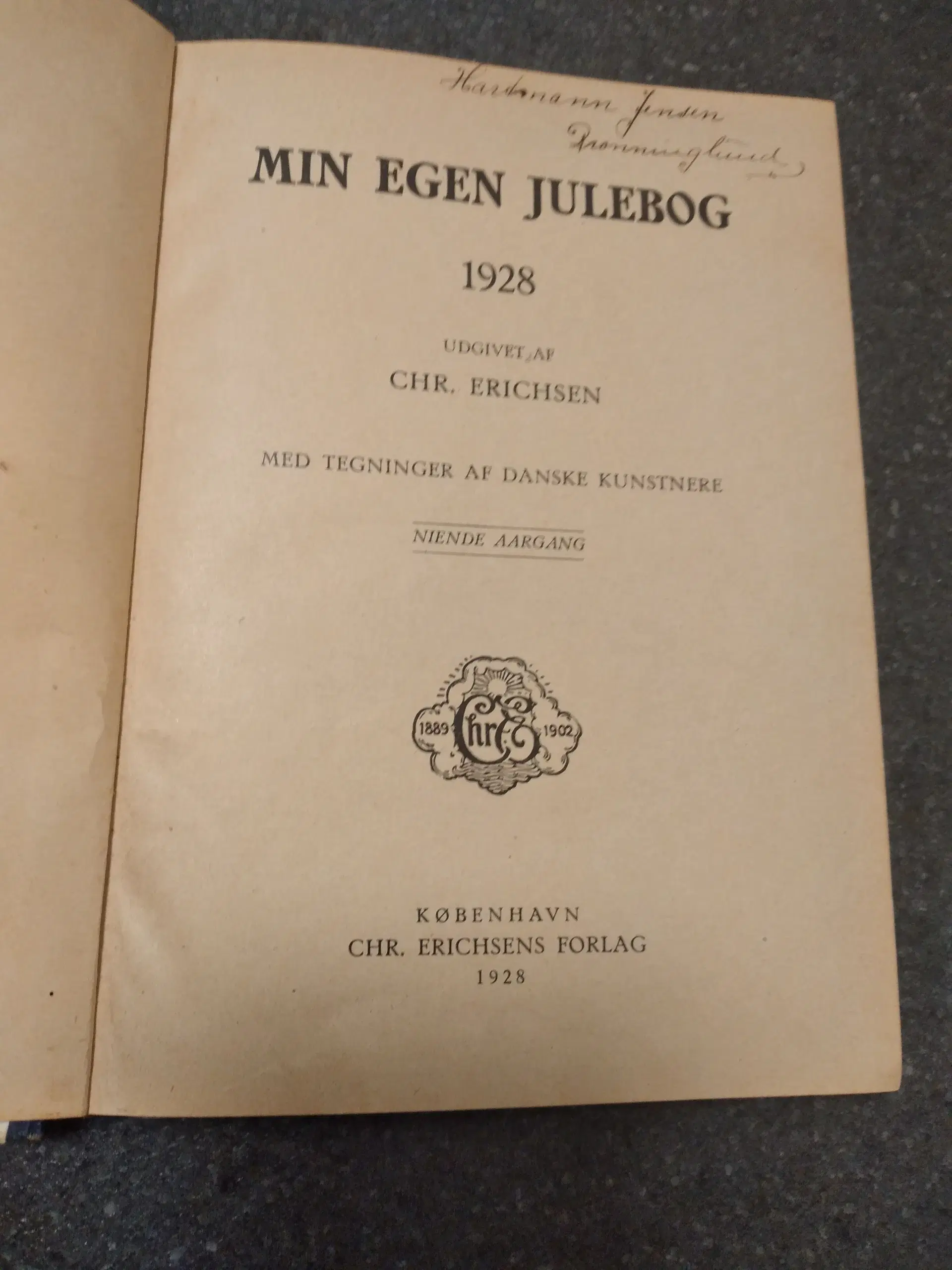 Min egen Julebog 1928 udgivet af Chr Erichsen