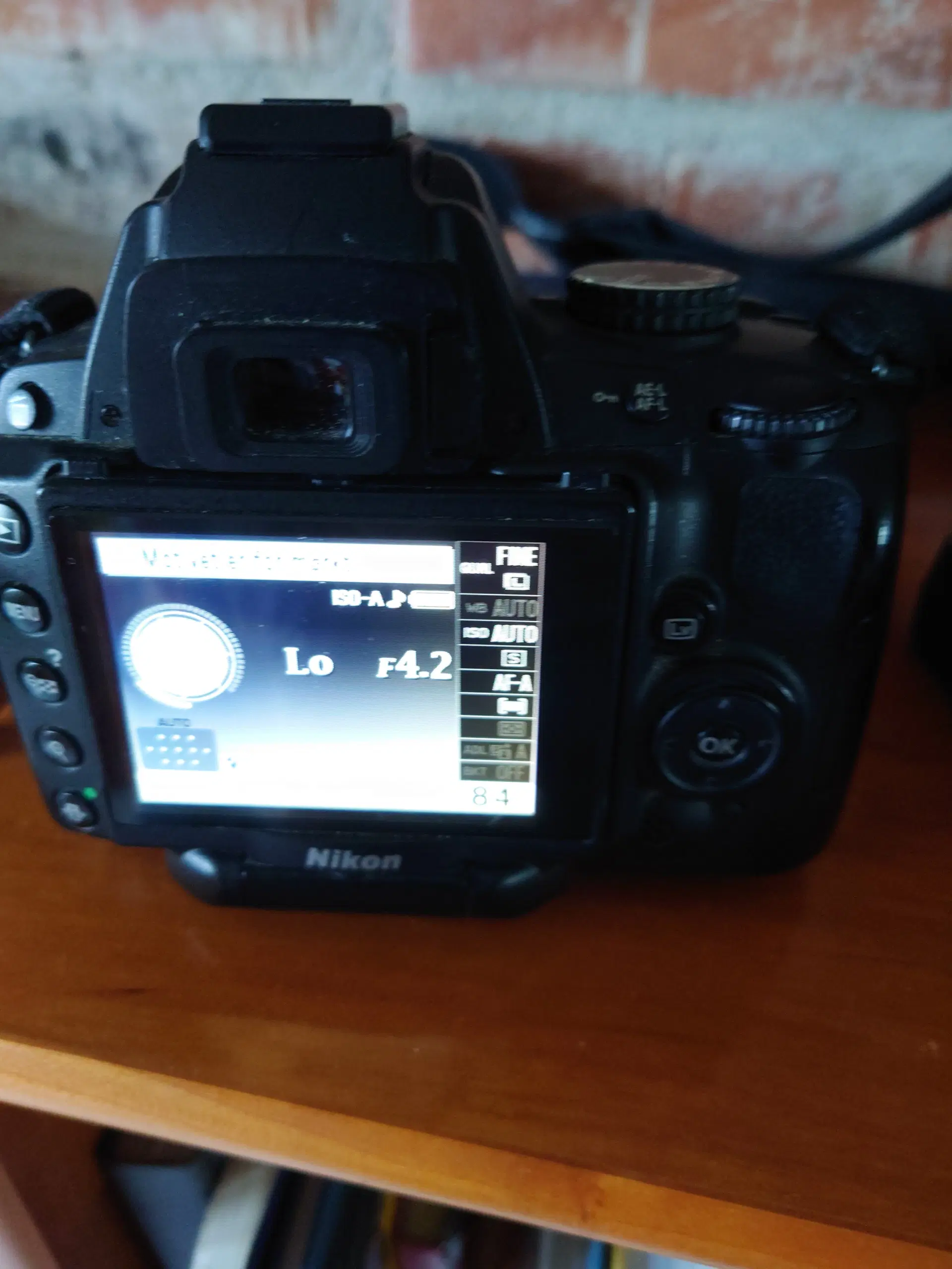 Nikon D5000 123mp 16gb ram 18-55 mm objekt