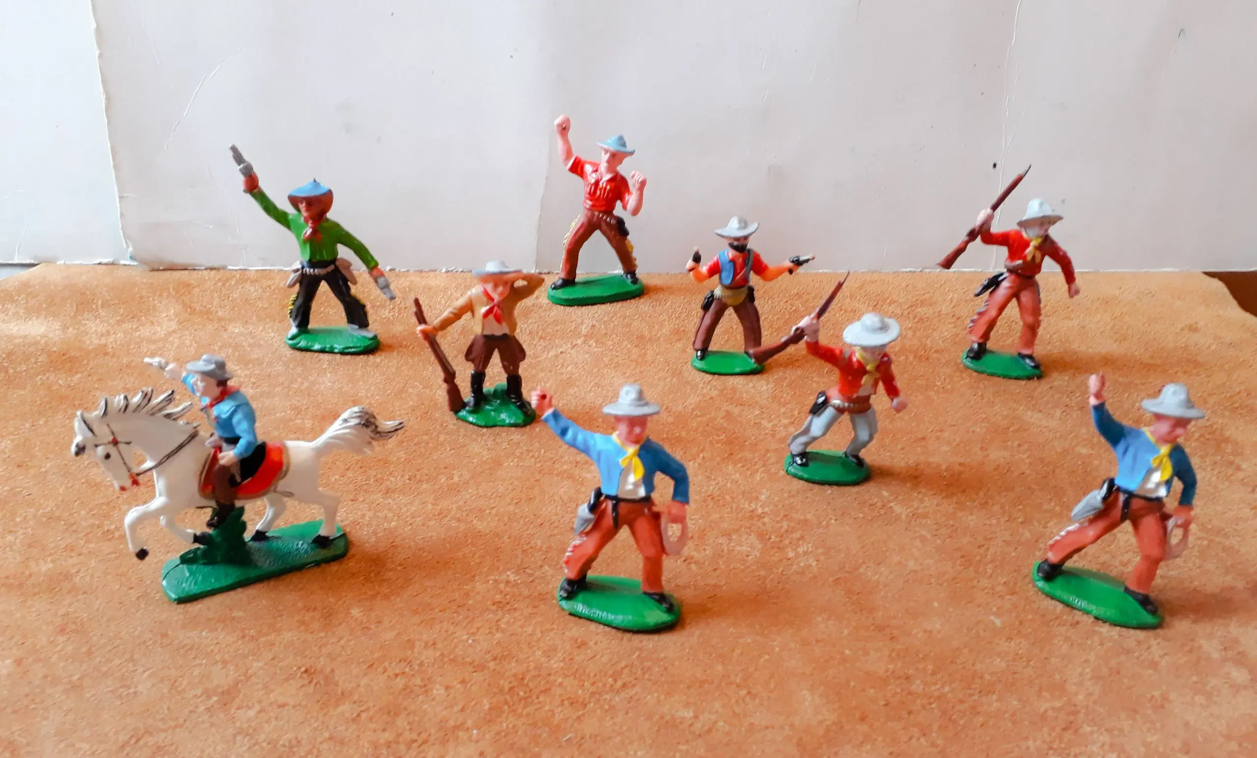 10 stk Cowboy Figurer