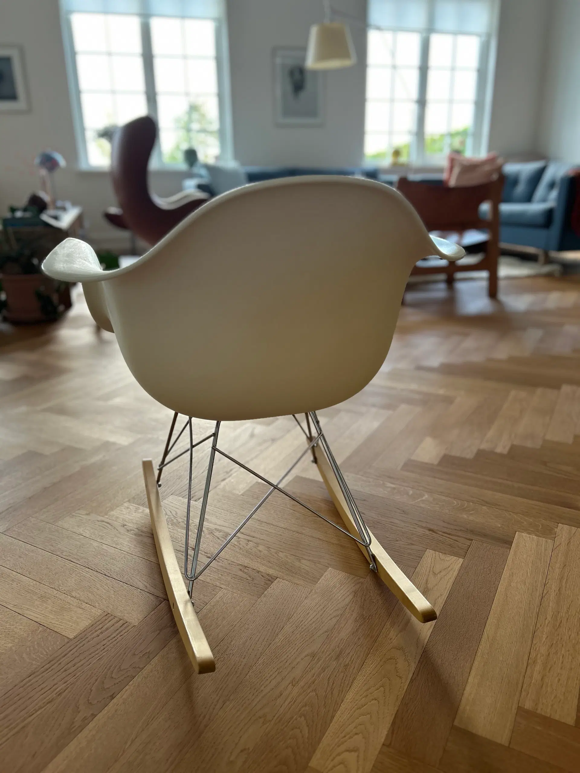 Gyngestol Eames