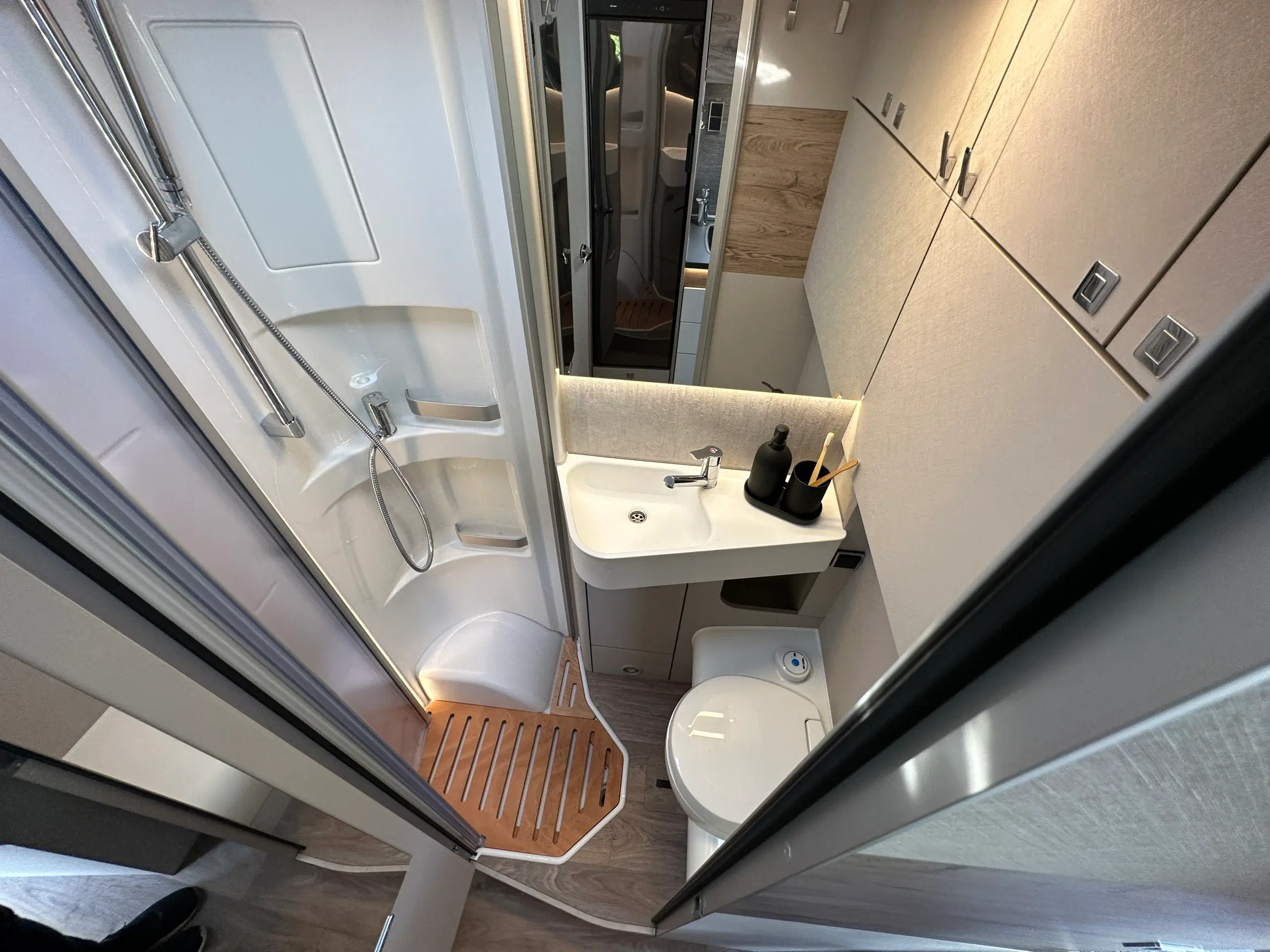 VOGN 8 | Autocamper udlejes | HYMER- EXSIS T580