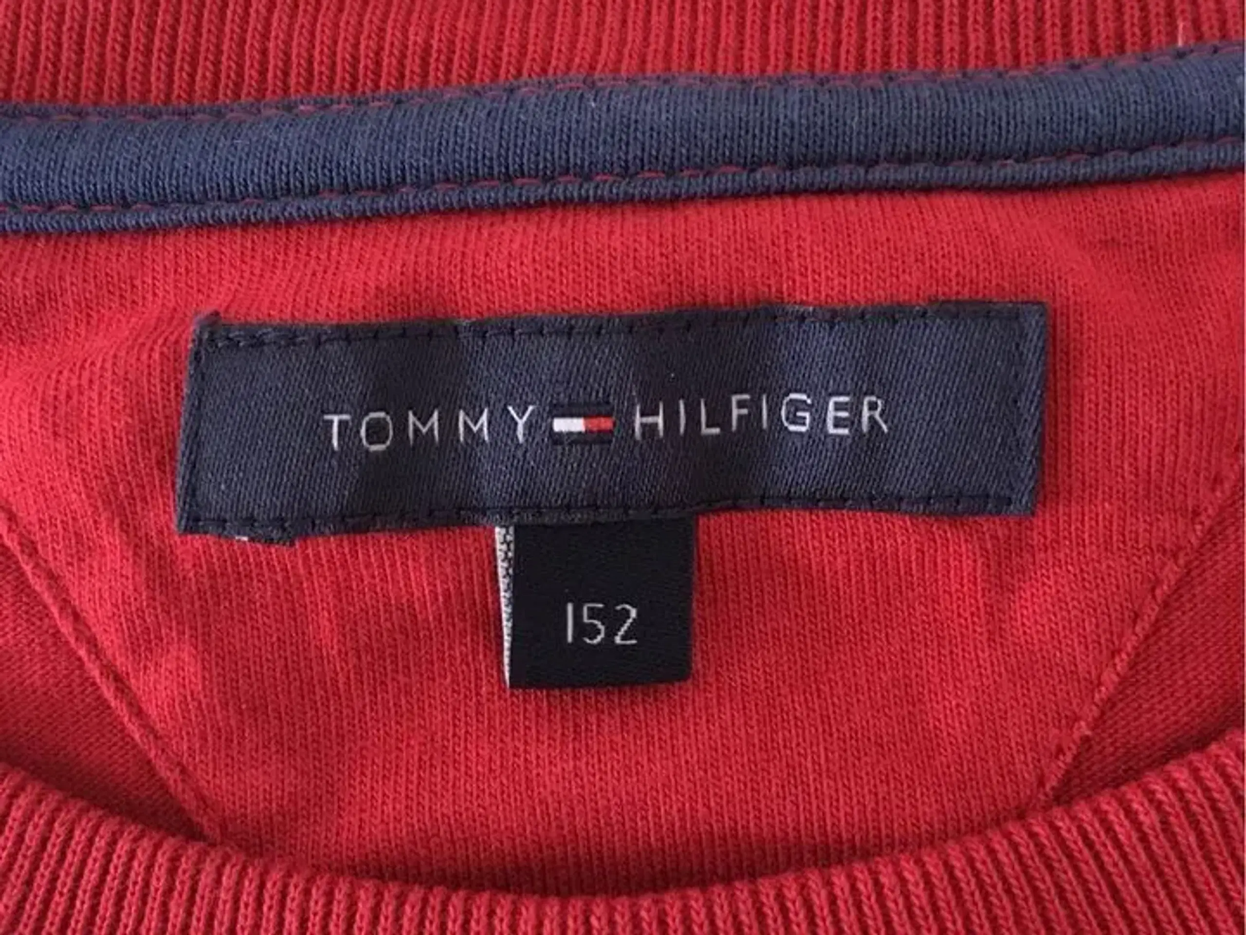 Hilfiger bluse Str 152 (12-14år)