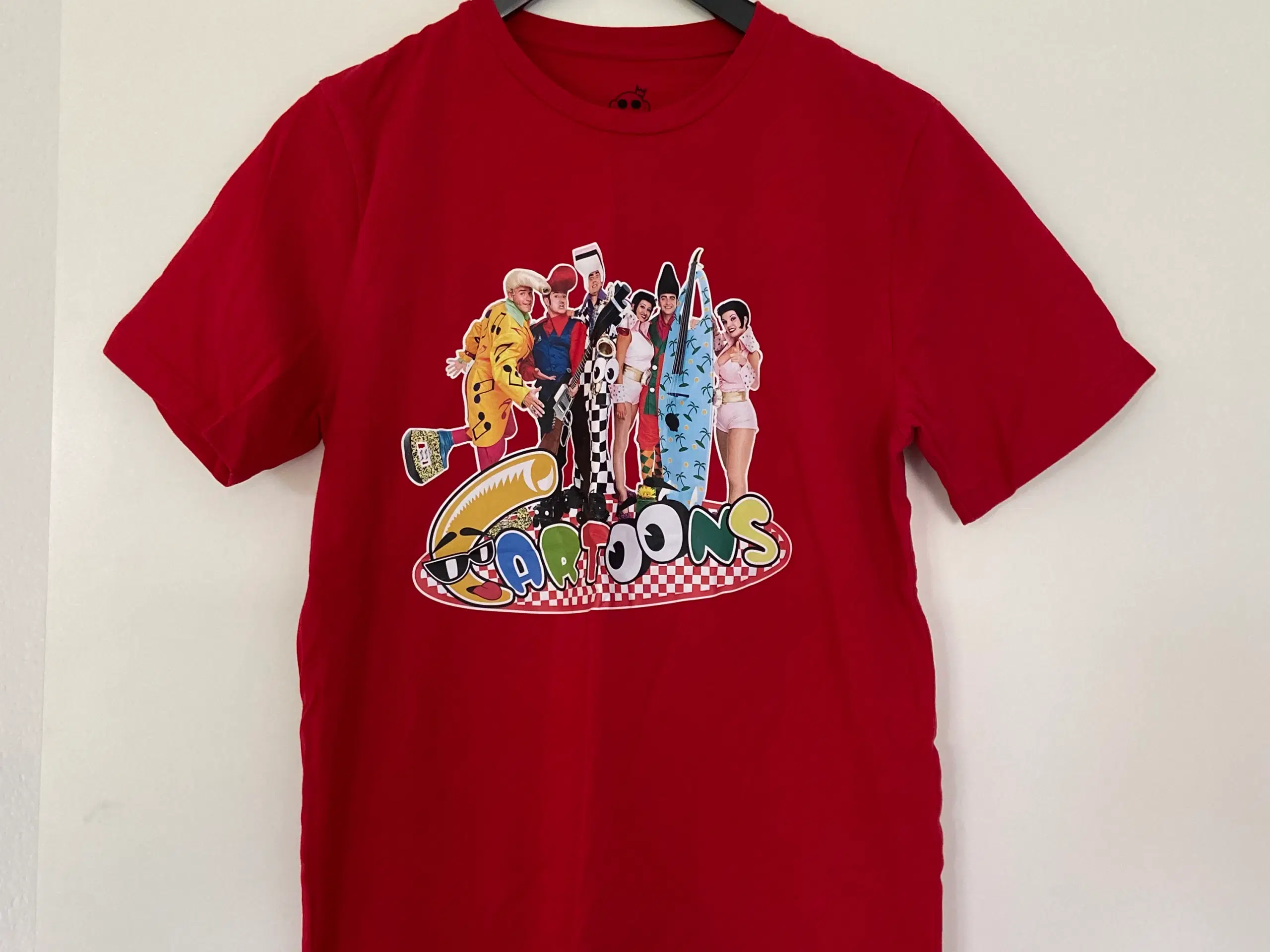 “Cartoons” t-shirt